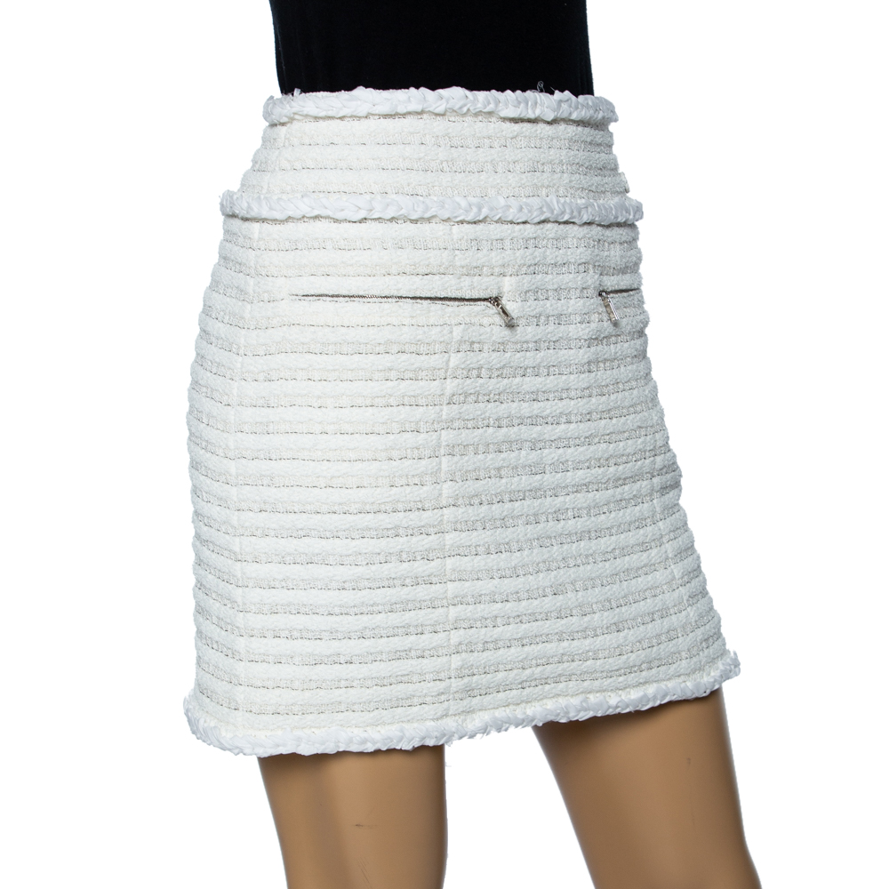 

Chanel Off White Boucle Knit Contrast Braided Detailed Mini Skirt