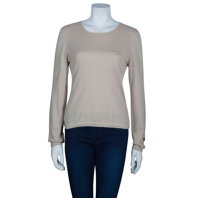 

Chanel Beige Cashmere Sweater