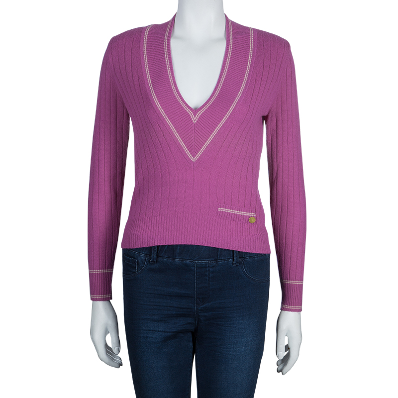 

Chanel Pink V Neck Cashmere Sweater