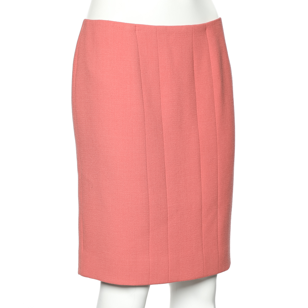 

Chanel Boutique Pink Wool Crepe Pencil Skirt