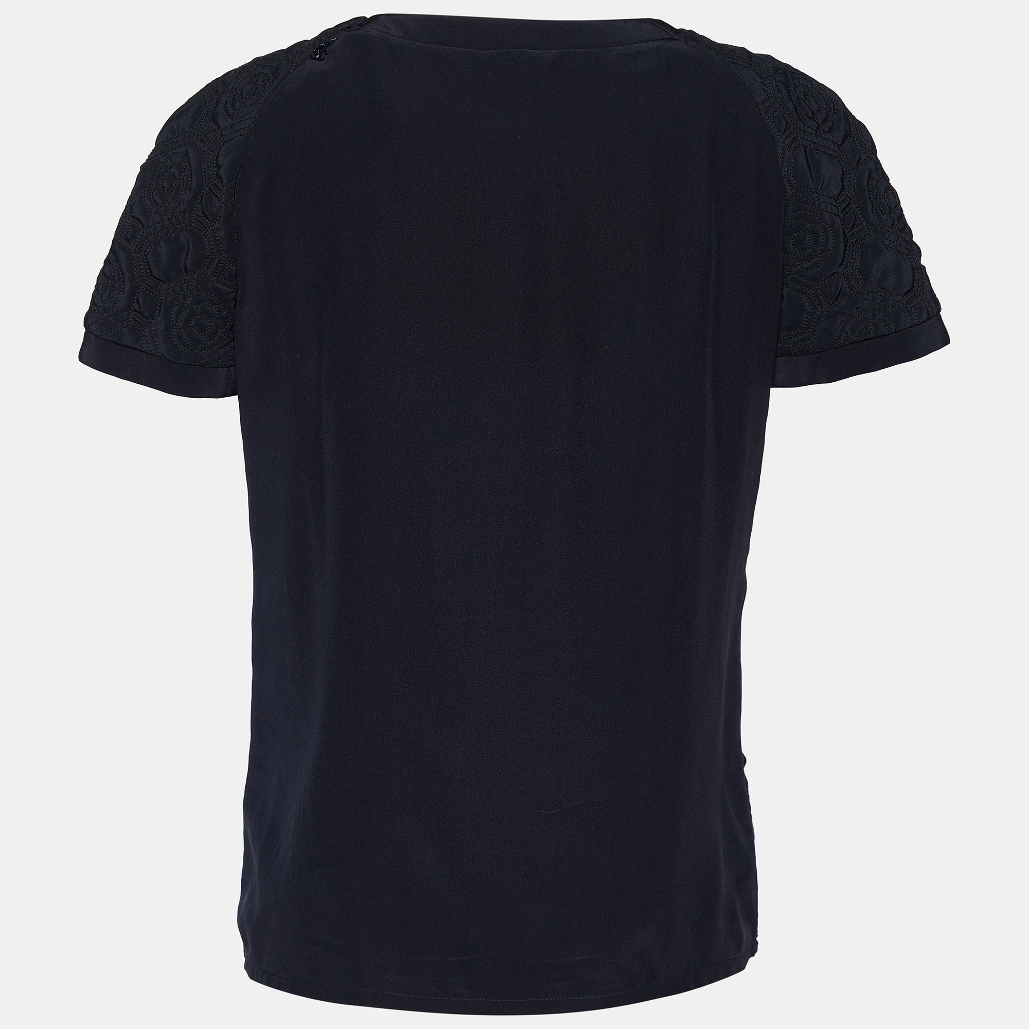 

Chanel Navy Blue Floral Quilted Silk Top