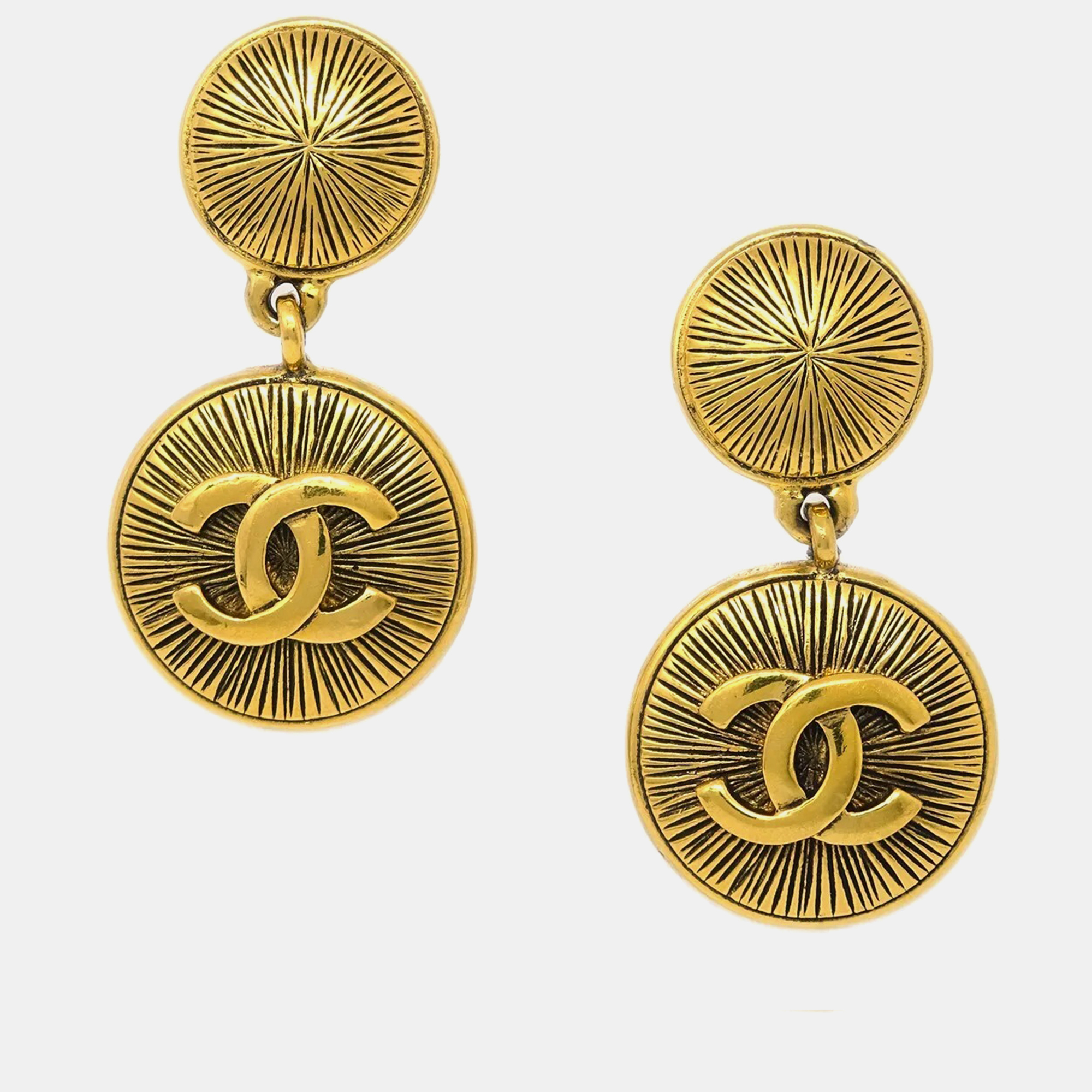 

Chanel Gold Dangle Clip-On Earrings