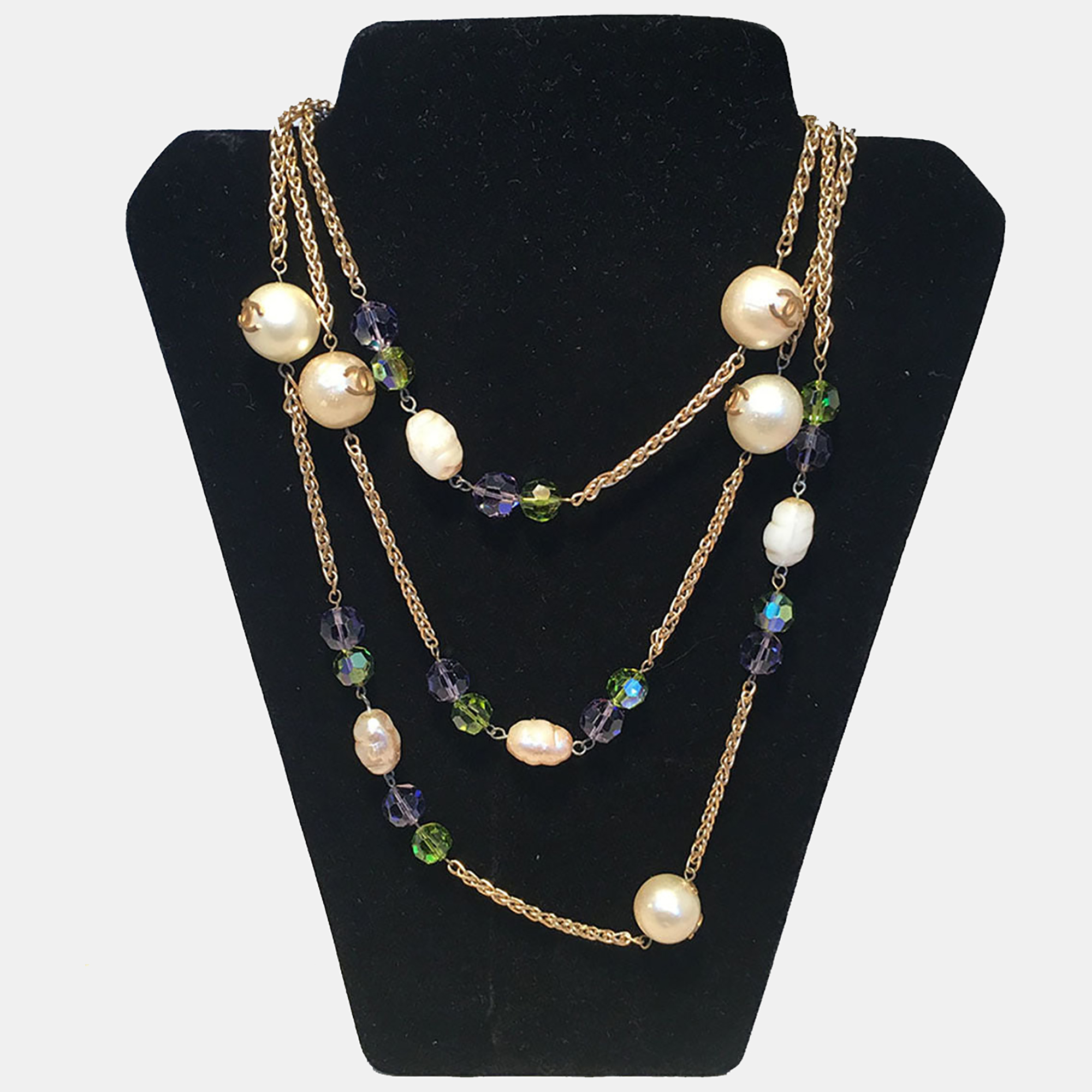 

Chanel Vintage Large Pearls And Green And Purple Crystal Bead Gold Necklace