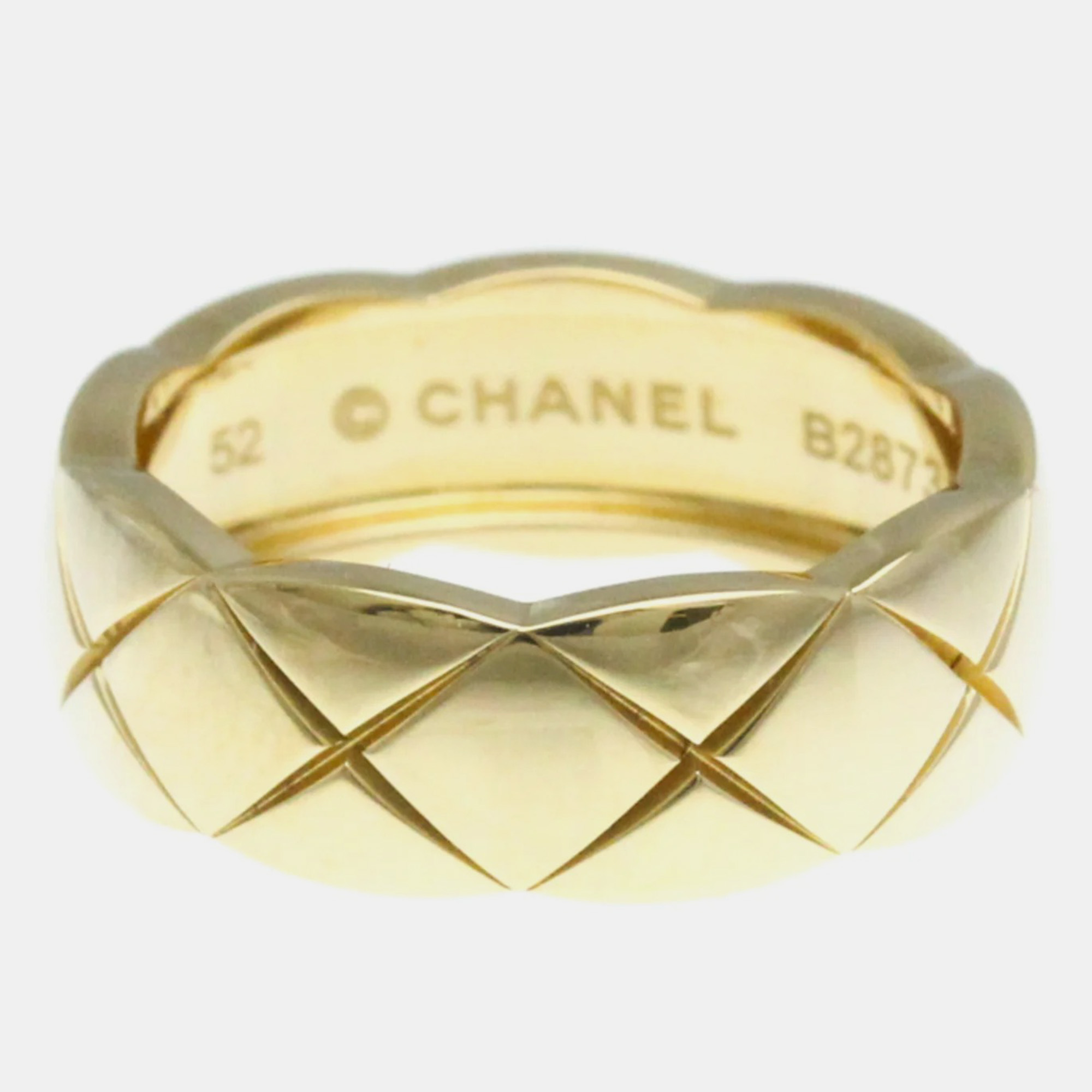 

Chanel 18K Yellow Gold Coco Crush Medium Band Ring EU 52