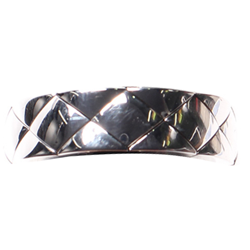 

Chanel Matelasse 18K White Gold Ring Size, Silver