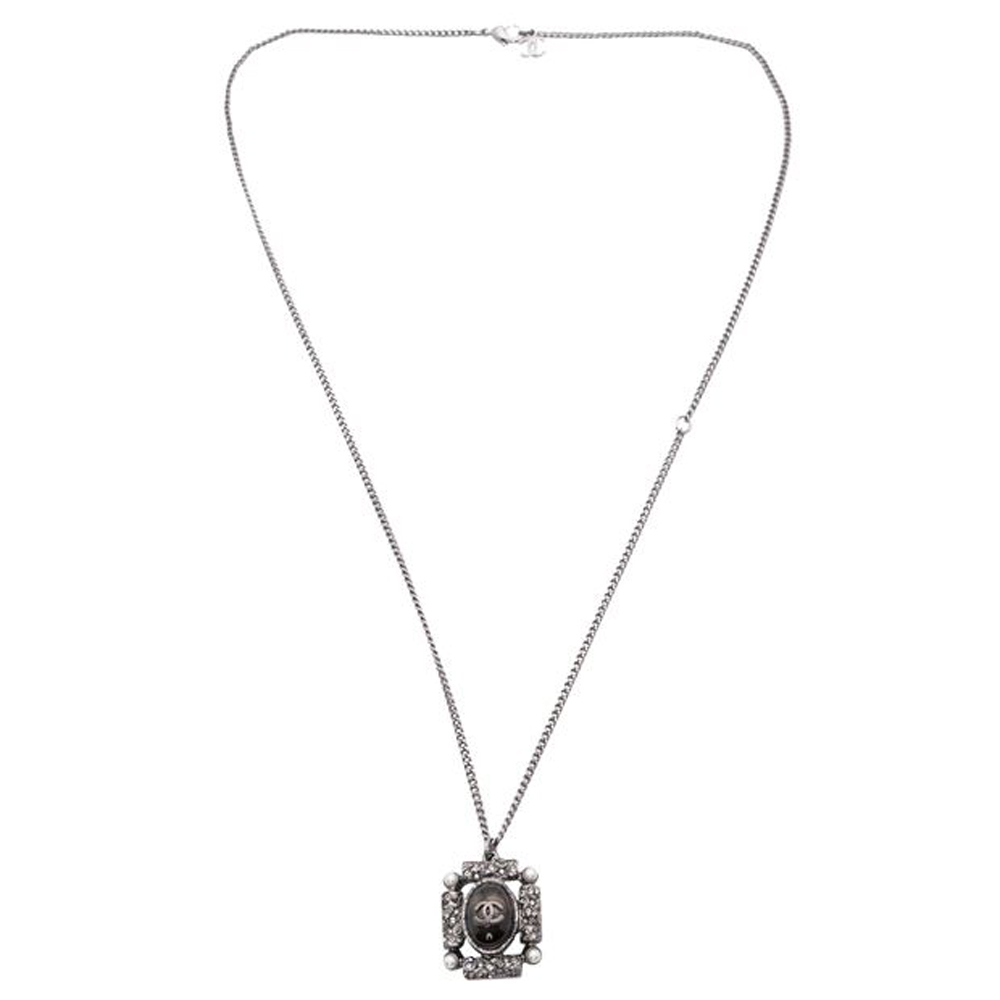 

Chanel Black Metal Stone CC Pendant Necklace