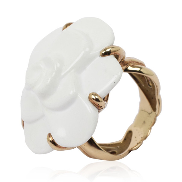 Chanel Camelia White Agate Flower 18K Yellow Gold Ring Size 54