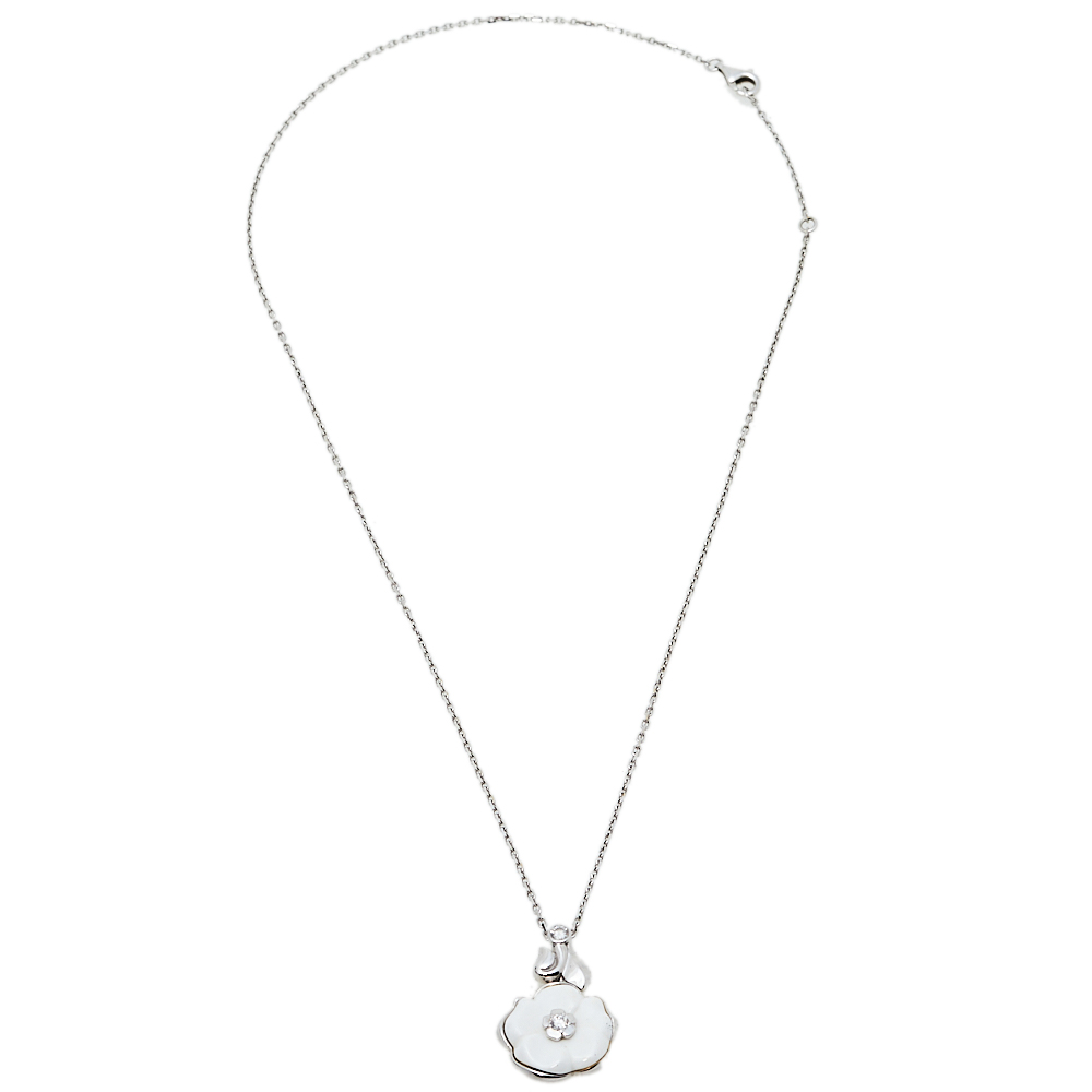 

Chanel Camelia Ceramic Diamond 18k White Gold Flower Pendant Necklace