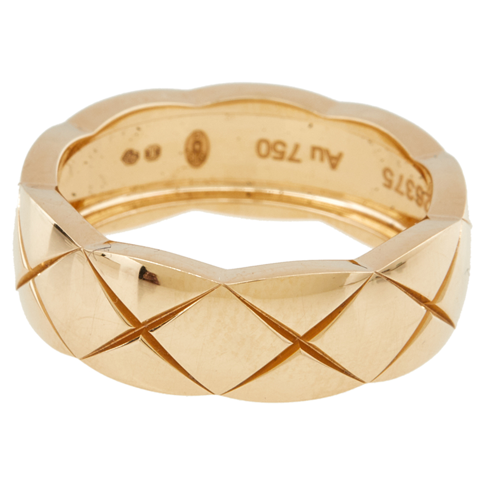 

Chanel Coco Crush Quilted motif 18K Yellow Gold Small Version Band Ring 54