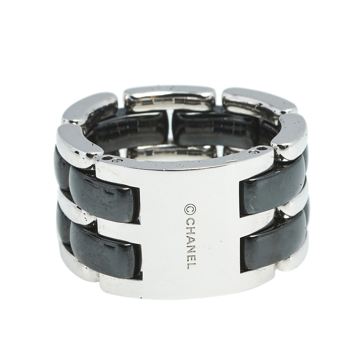 

Chanel Ultra Black Ceramic 18K White Gold Ring Size
