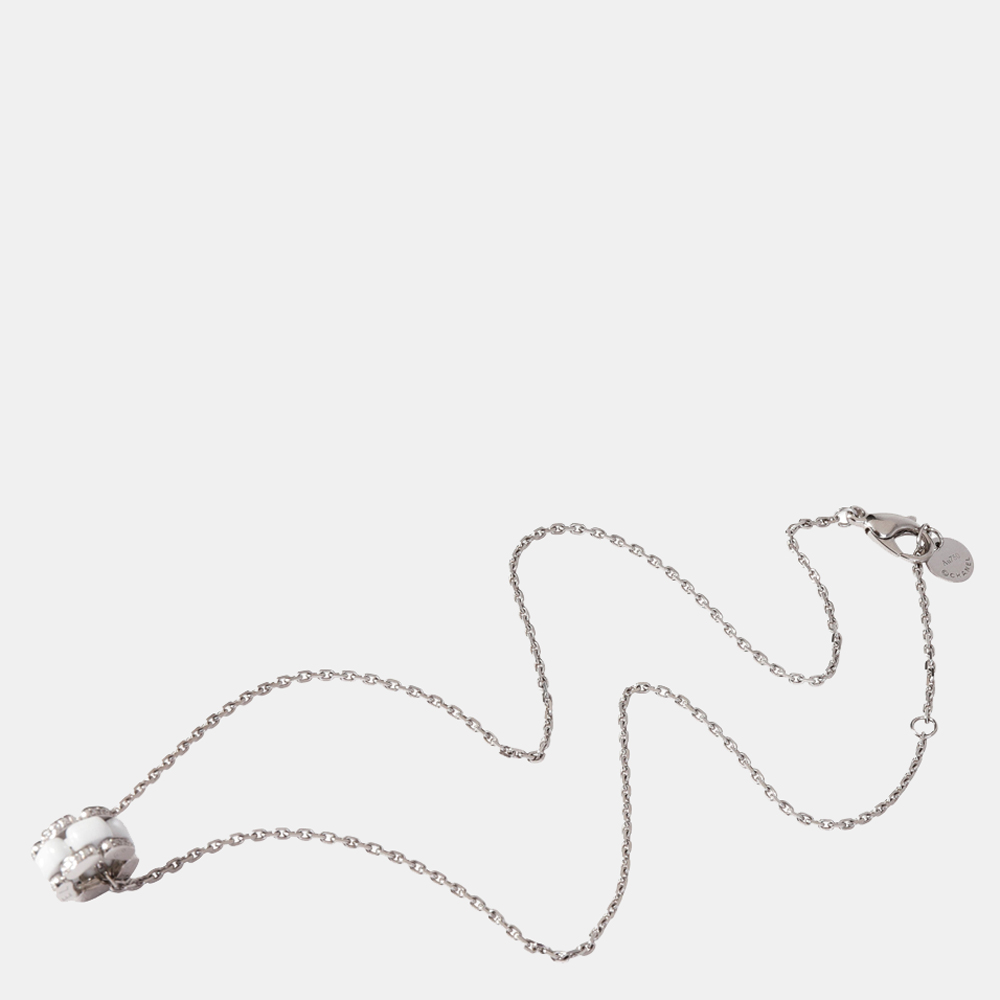 

Chanel Ultra White 18K White Gold Diamond Ceramic Necklace