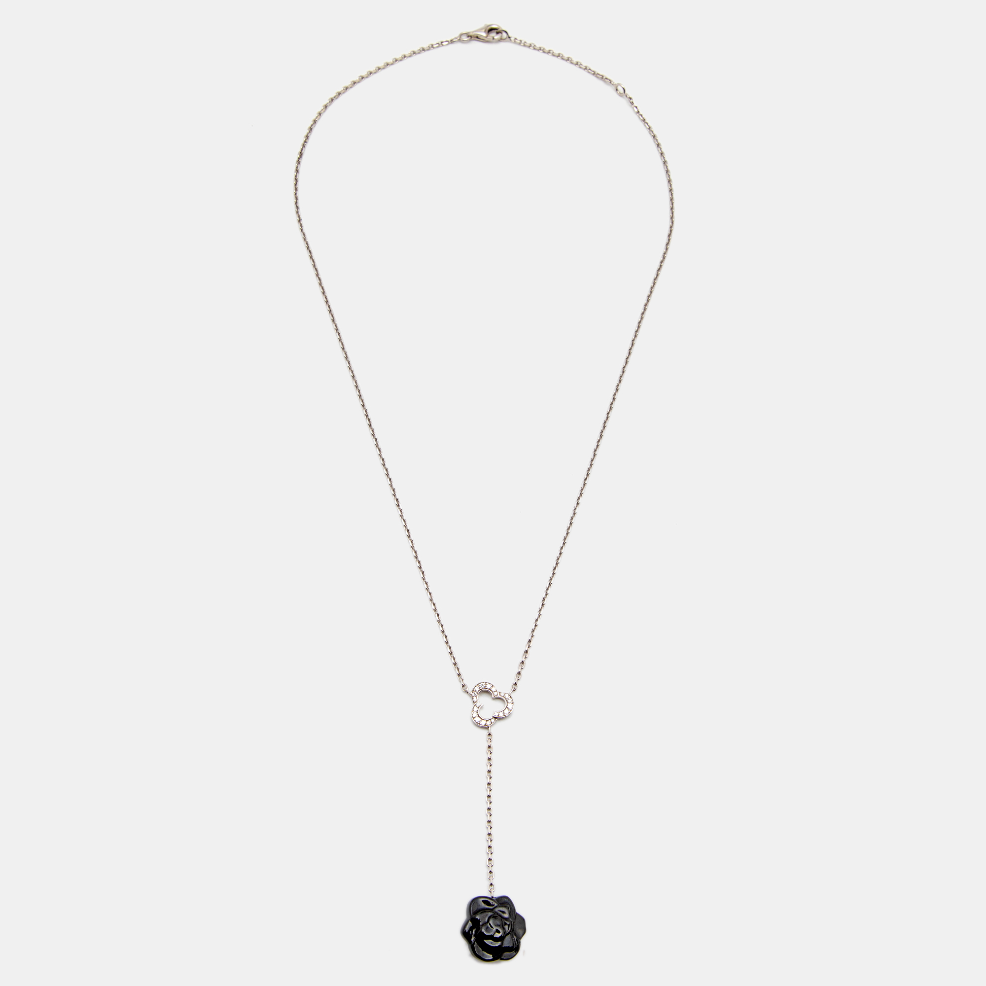 

Chanel Camelia Sculpte Diamond Onyx 18k White Gold Necklace