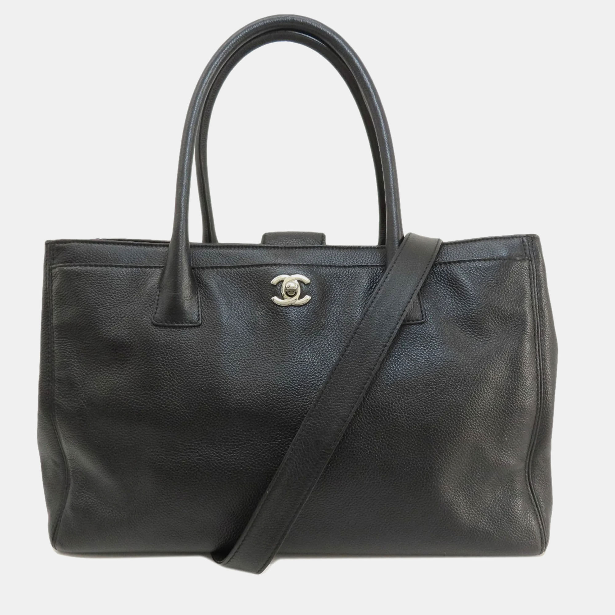 

Chanel Black Leather Medium Executive Cerf Tote Bag