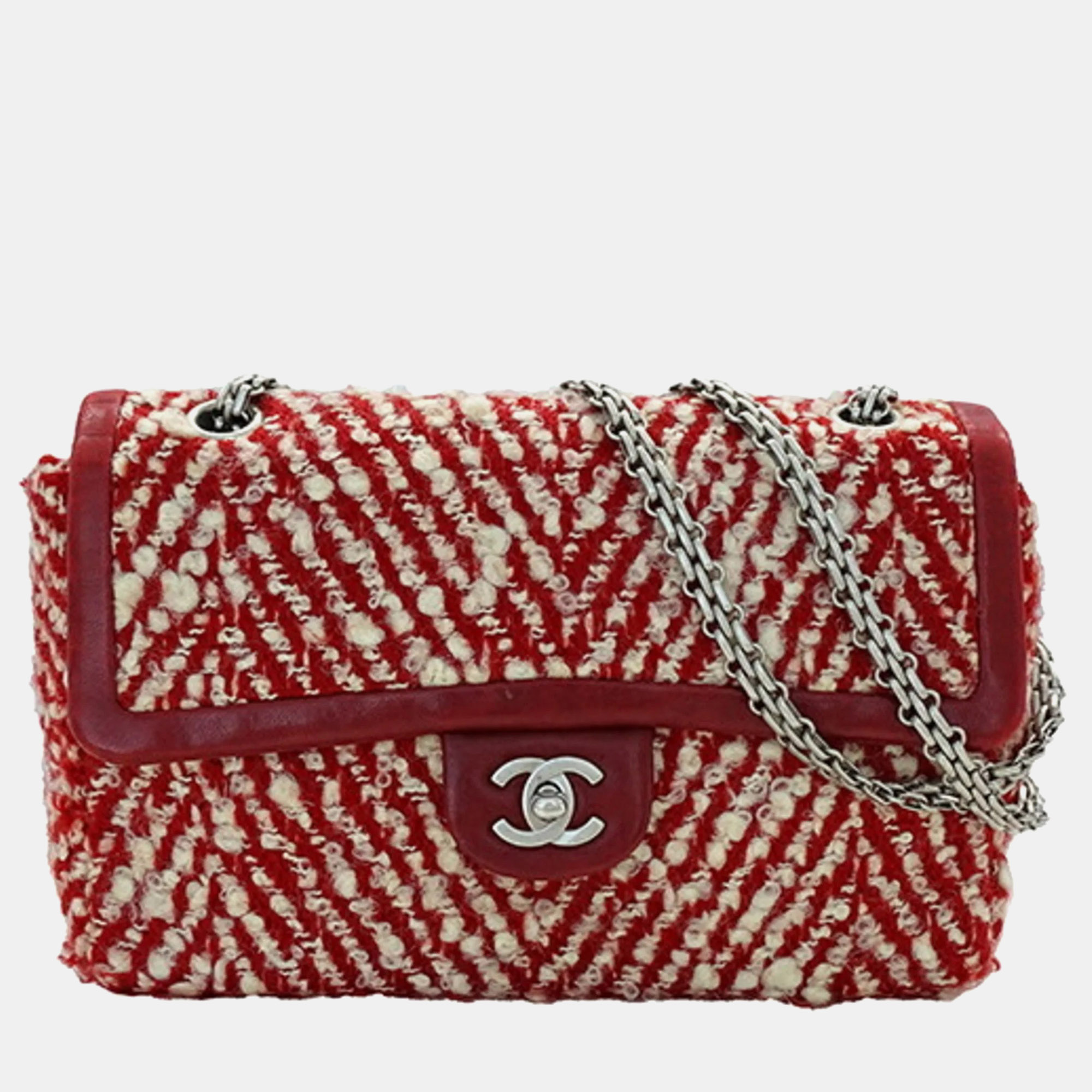 

Chanel Red/White Chevron Tweed Medium Flap Shoulder Bag