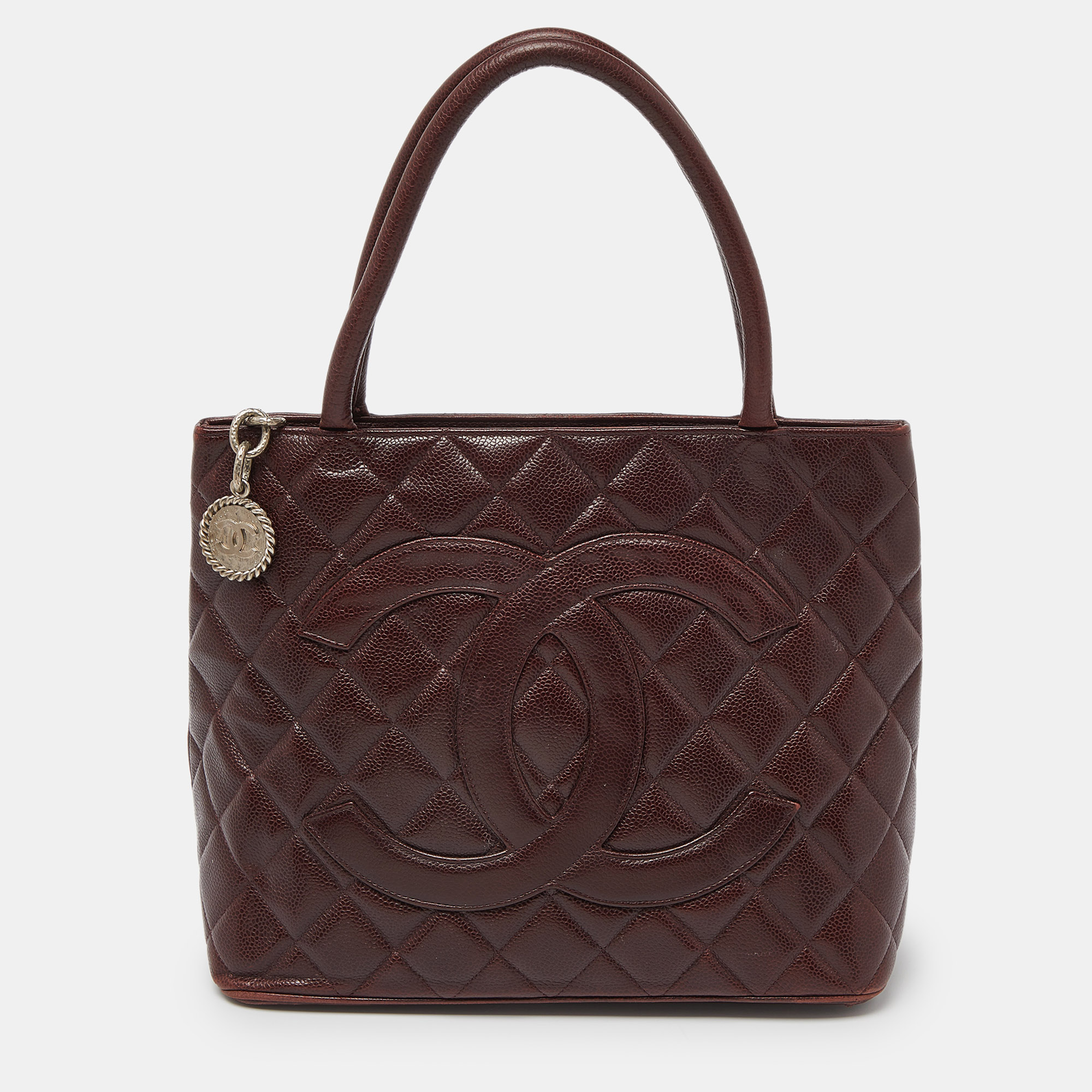 

Chanel Burgundy Quilted Caviar Leather Medallion Tote