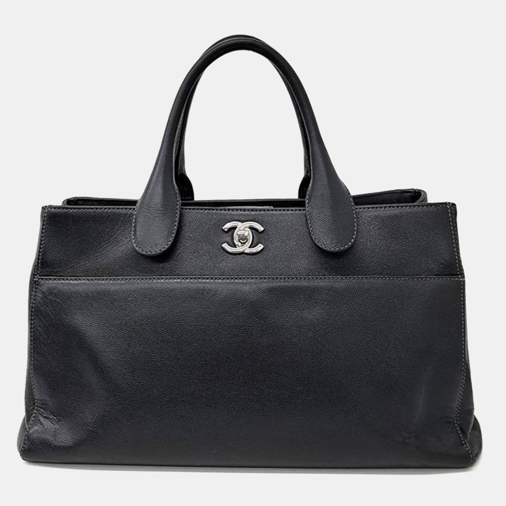 

Chanel Black Leather Medium Executive Cerf Tote Bag