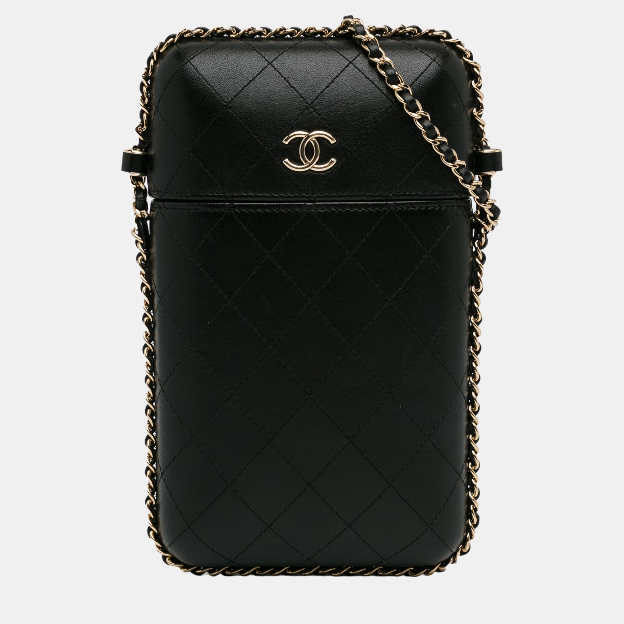 

Chanel Black CC Lambskin Chain Around Phone Holder