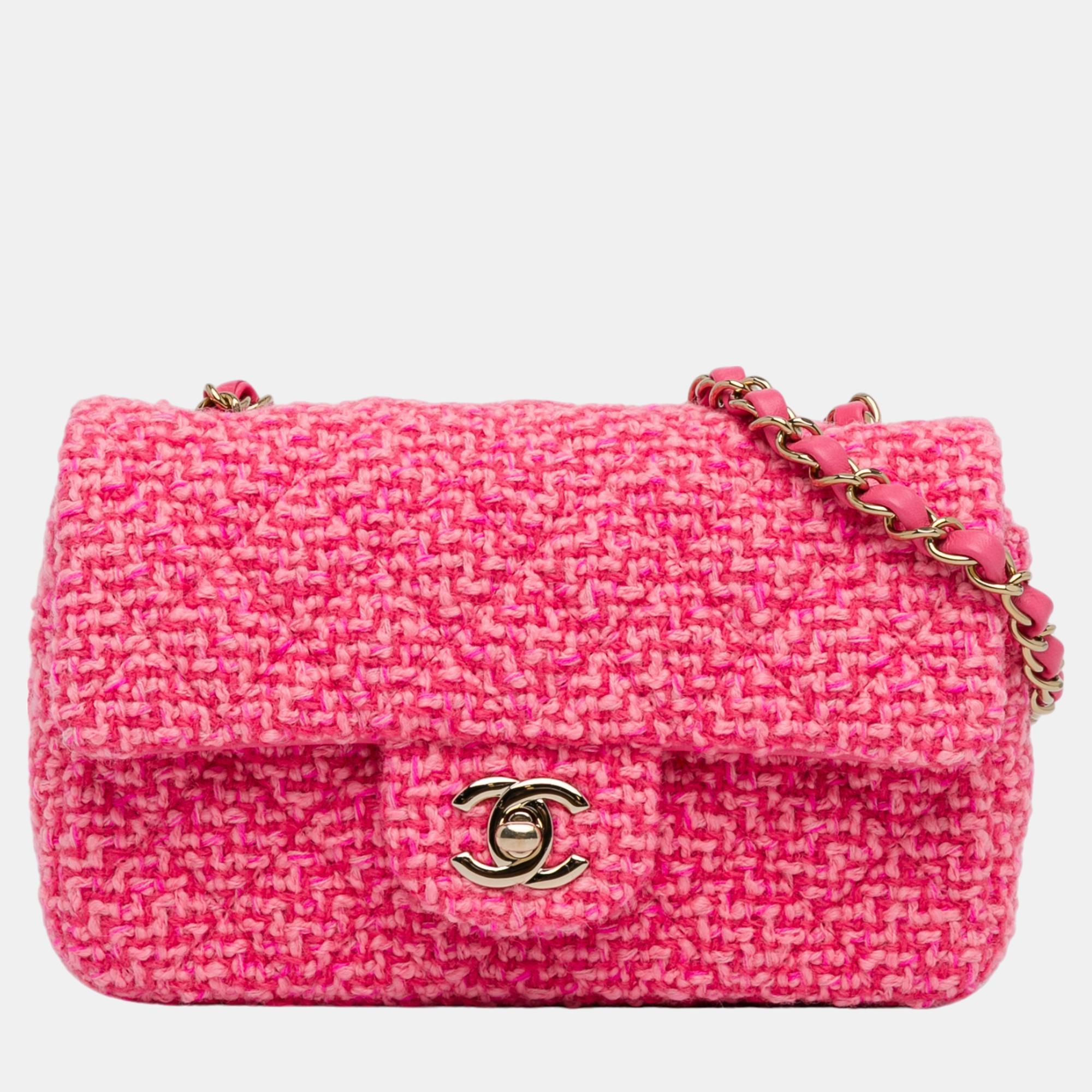 

Chanel Pink Mini Rectangular Classic Tweed Flap