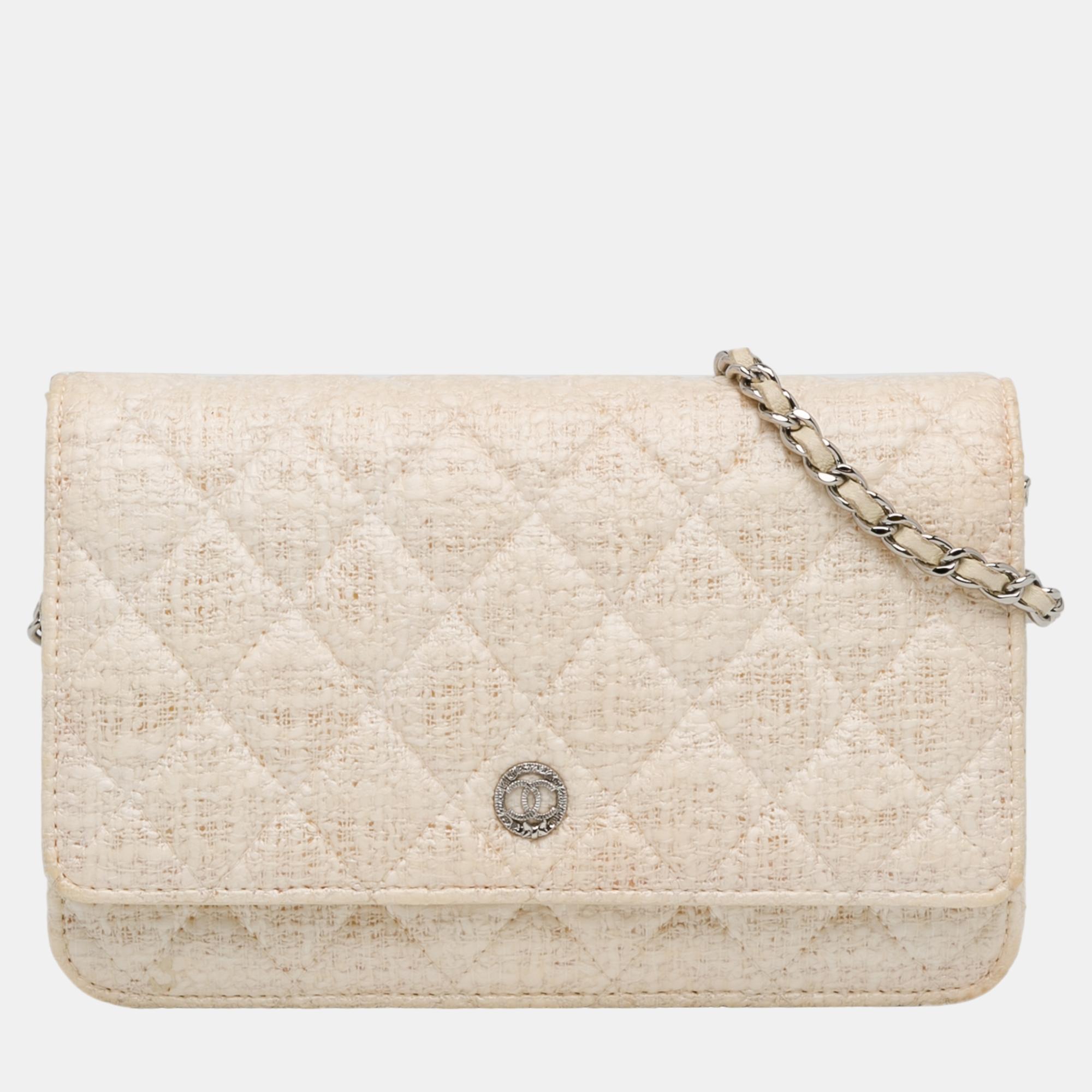 

Chanel Beige CC Coated Tweed Wallet On Chain