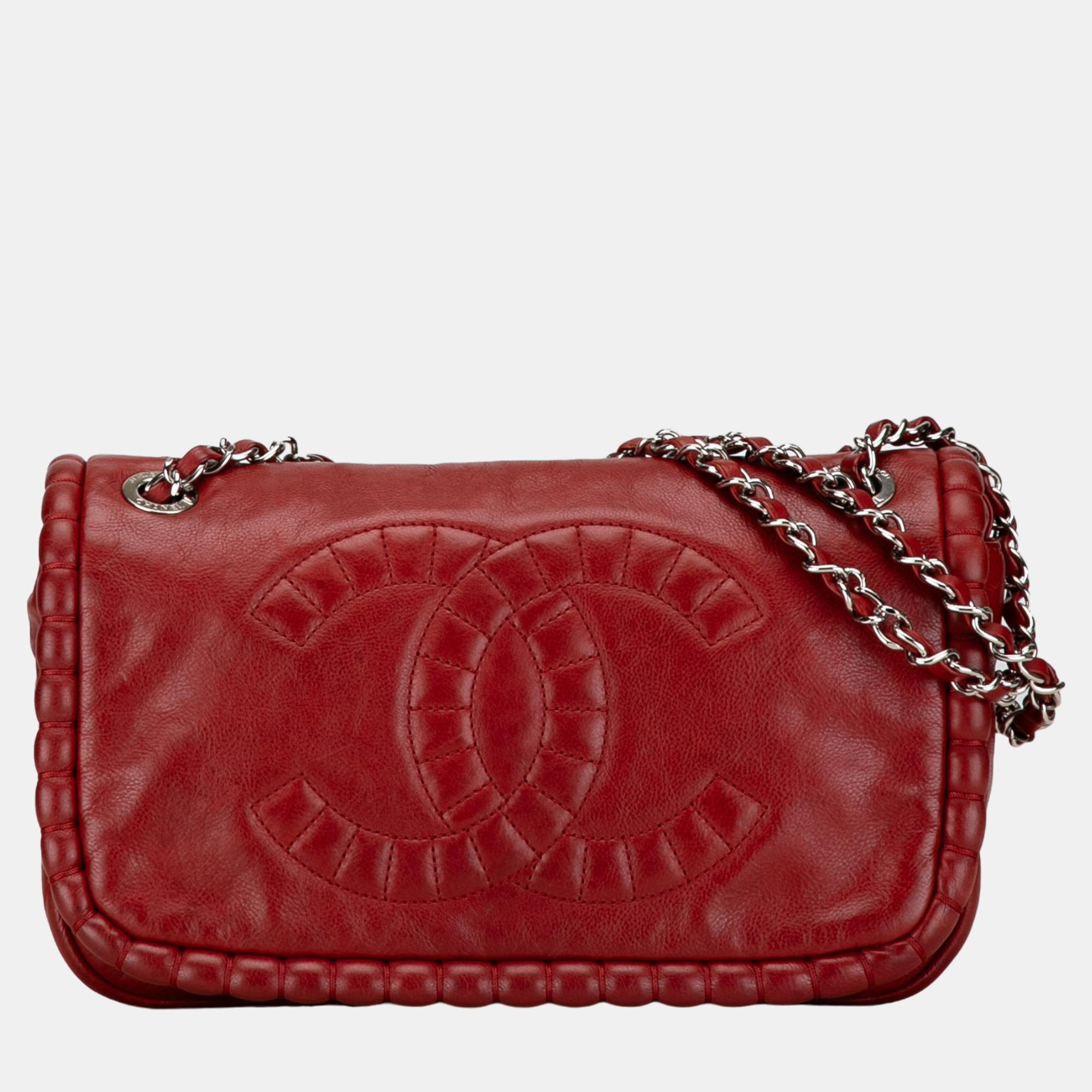 

Chanel Red Calfskin On the Bund Pochette