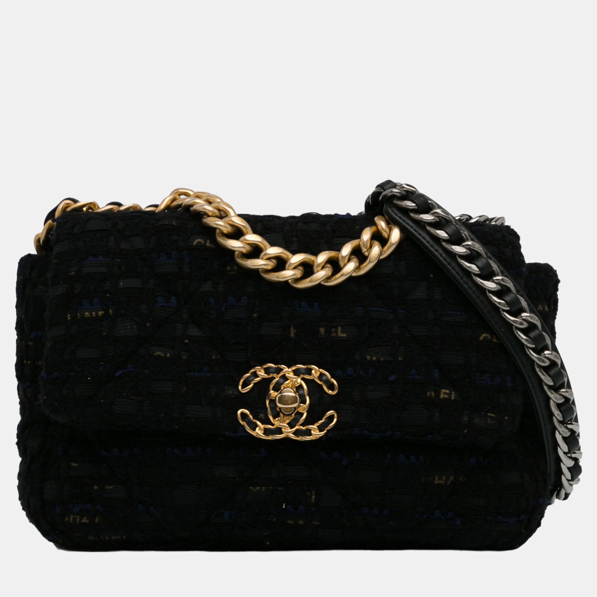 

Chanel Black Medium Tweed 19 Flap Bag