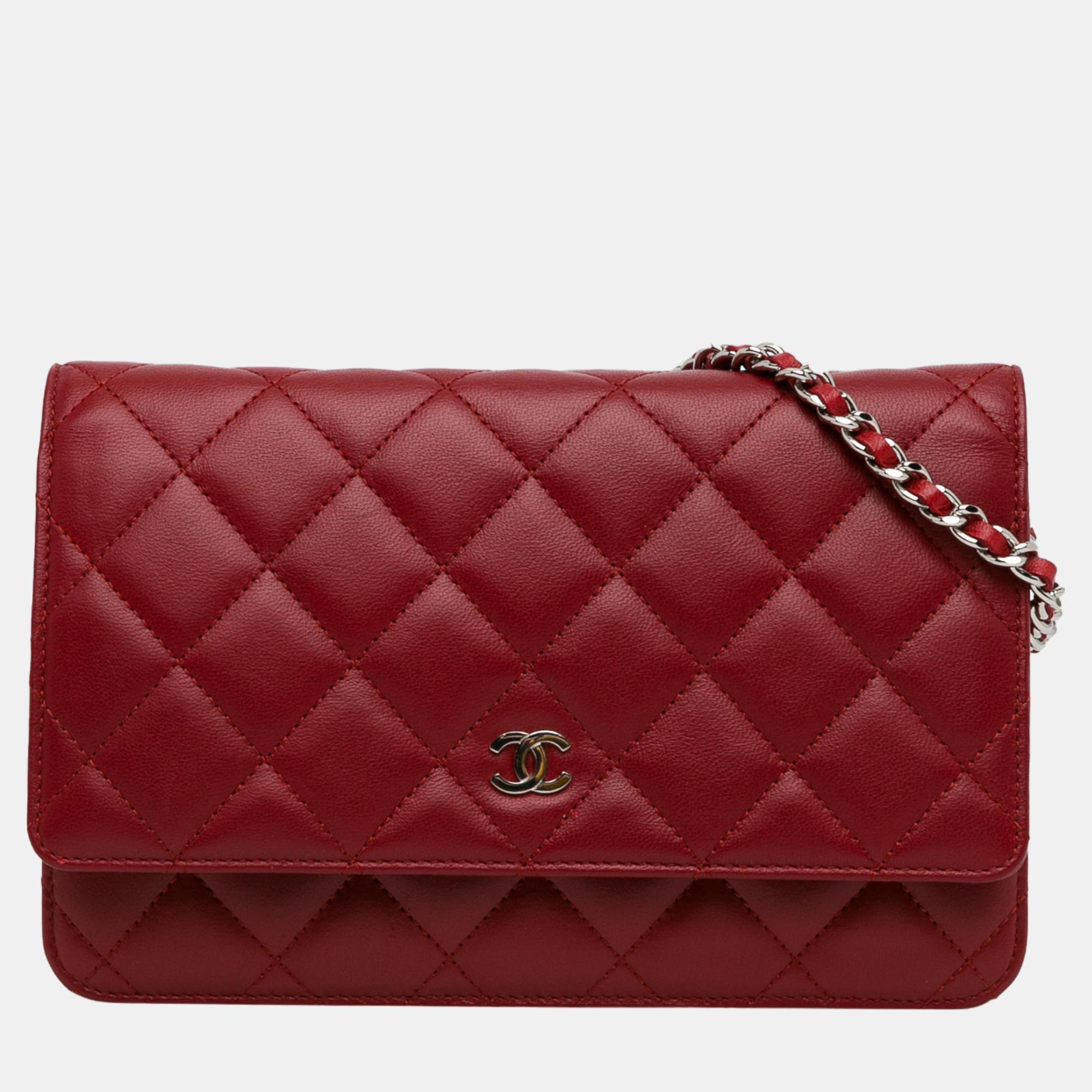 

Chanel Red CC Lambskin Wallet on Chain