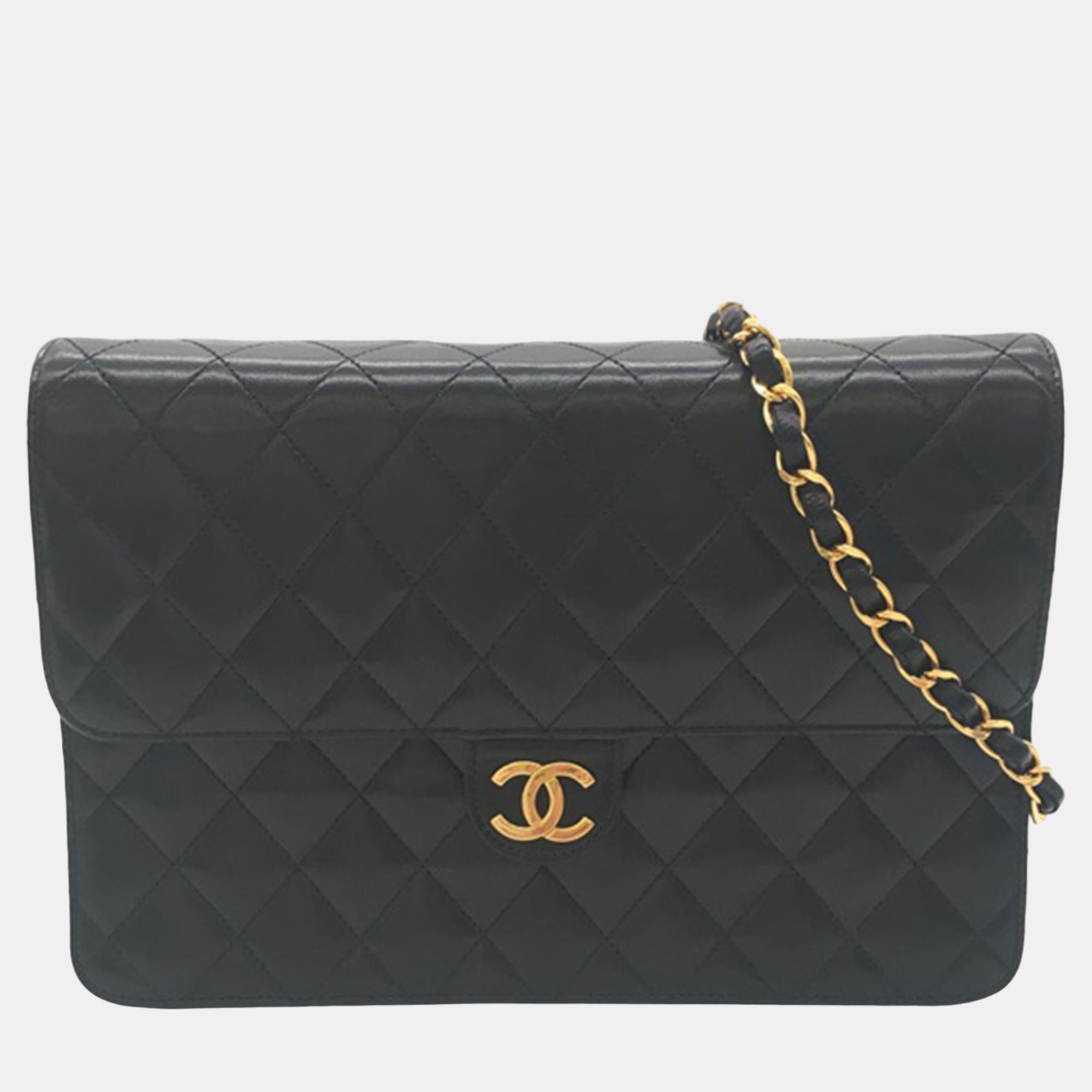 

Chanel Black CC Quilted Lambskin Single Flap