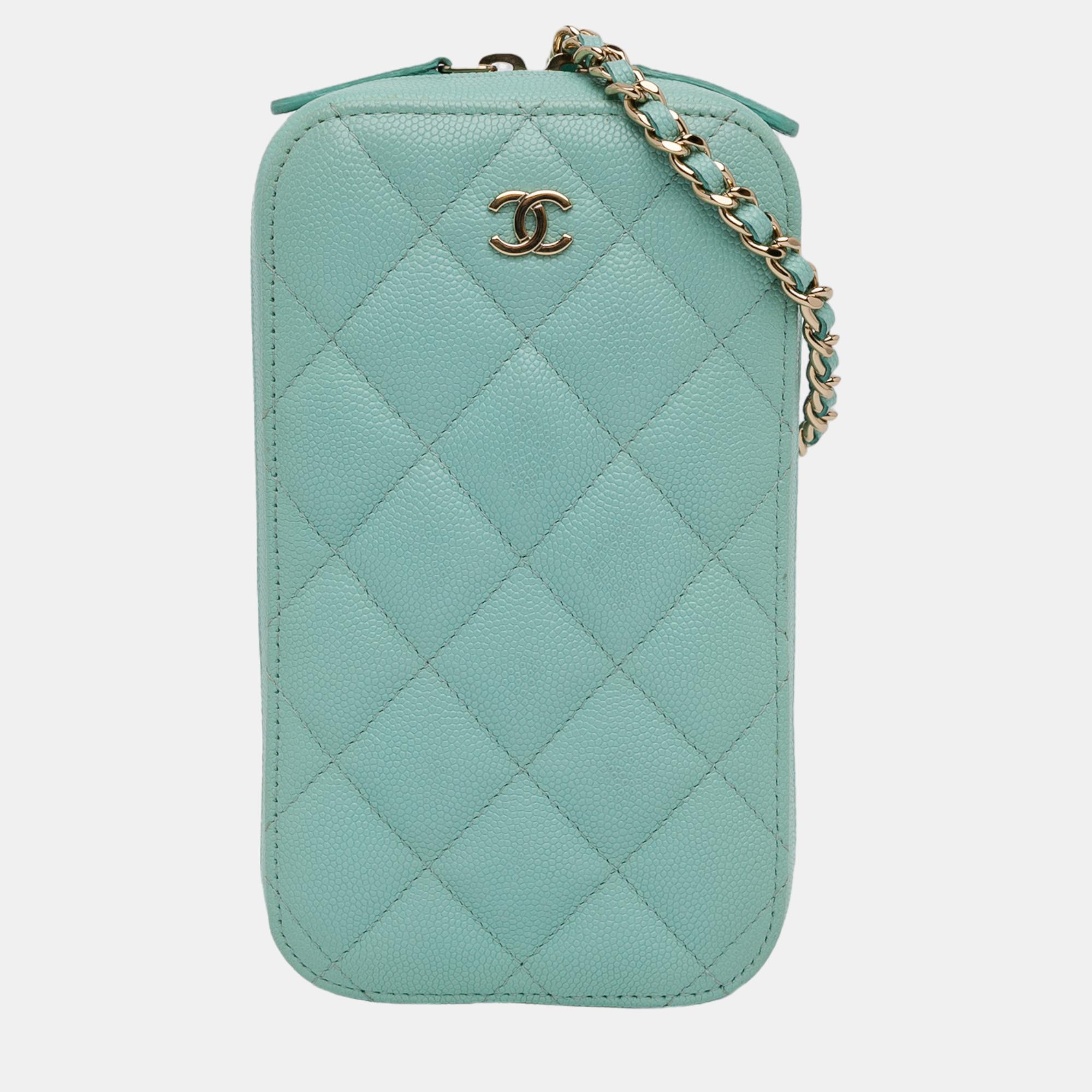 

Chanel Blue CC Quilted Caviar Zip Phone Case