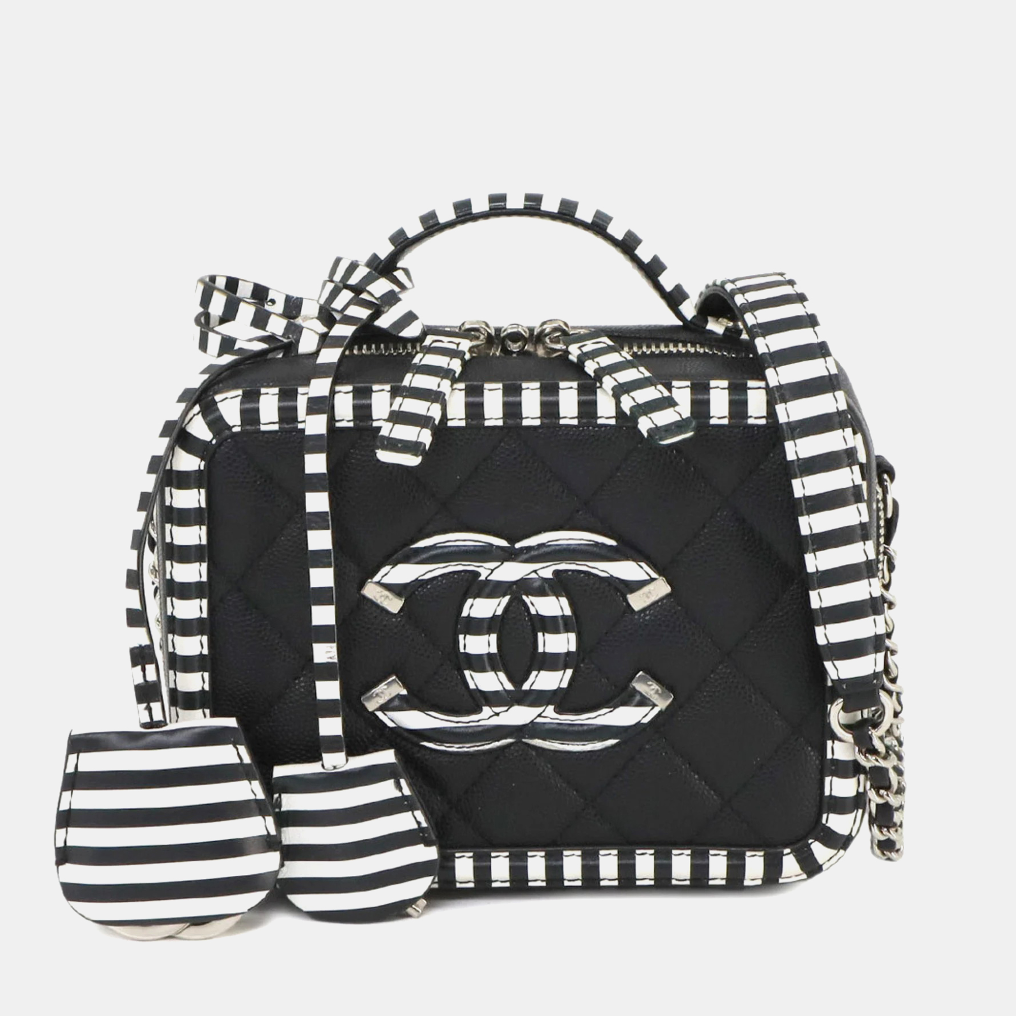 

Chanel Black/White Leather  Filigree Shoulder Bags
