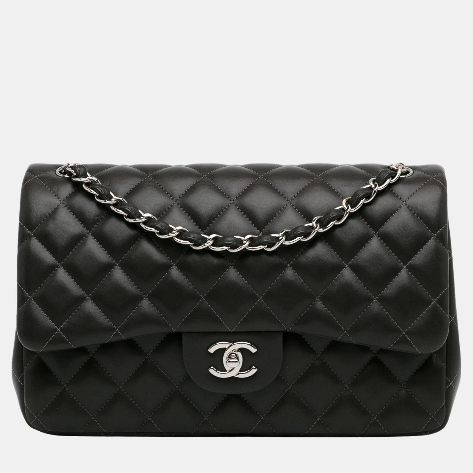 

Chanel Black Jumbo Classic Lambskin Double Flap