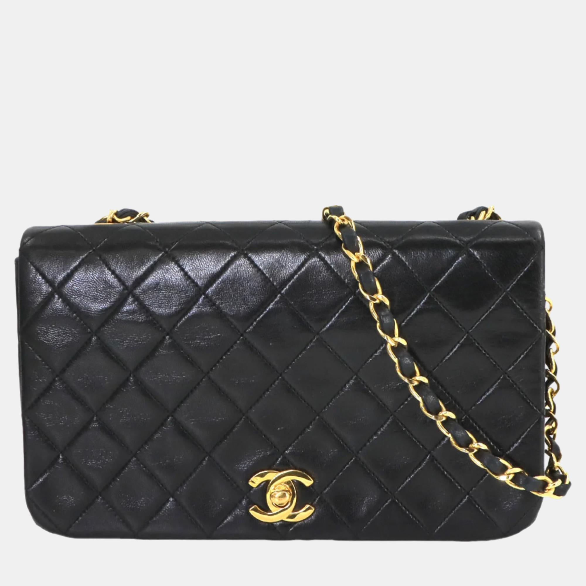 

Chanel Black Leather CC quilted Full Flap Bag Shoulder Bags