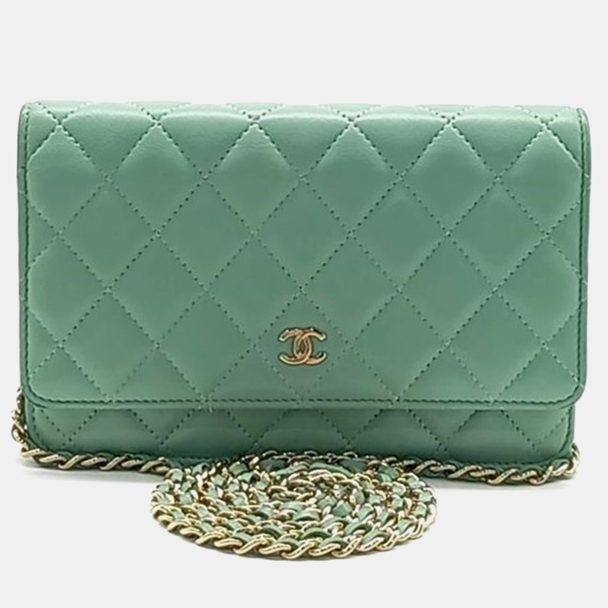 

Chanel Green Leather Classic Quilted Wallet On Chain Crossbody Bag