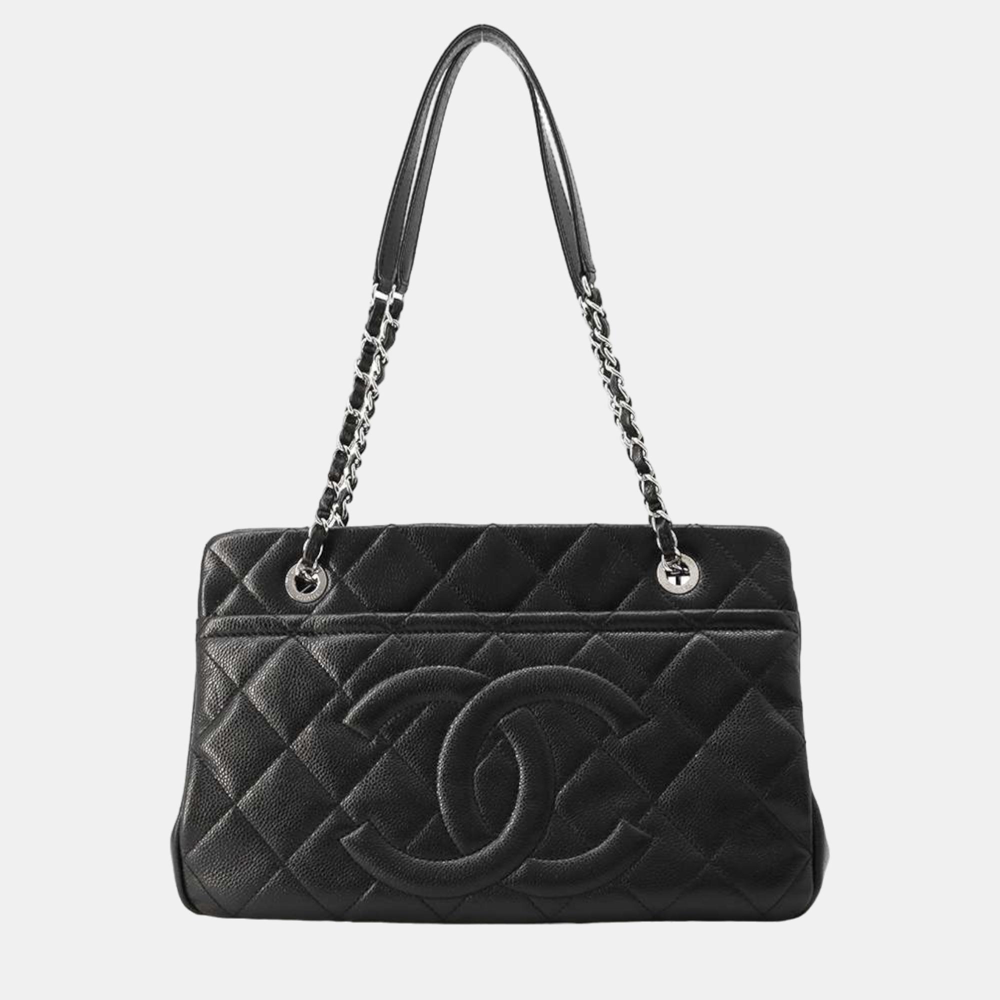 

Chanel Black Leather CC Chain Tote Bag