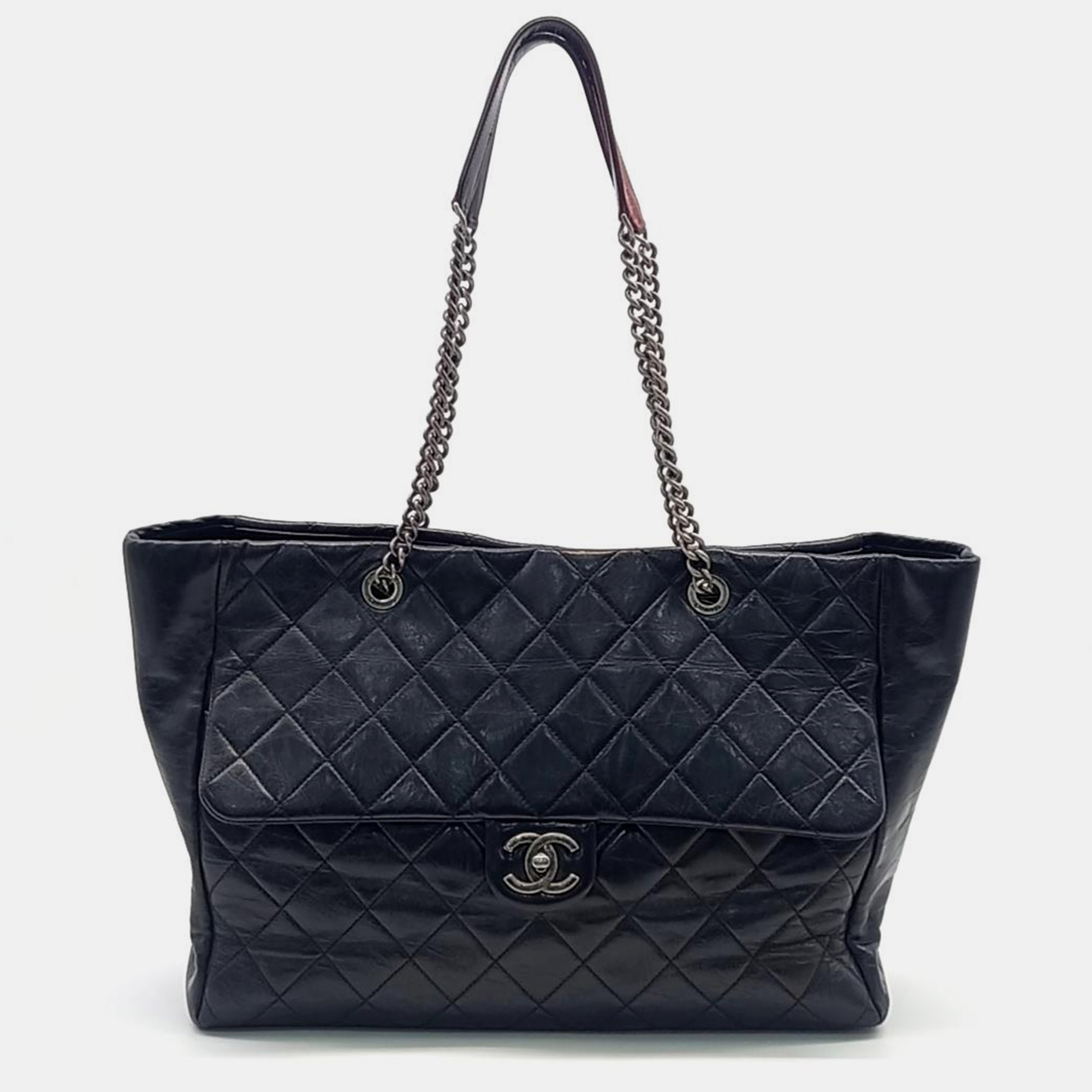 

Chanel vintage shoulder bag, Black