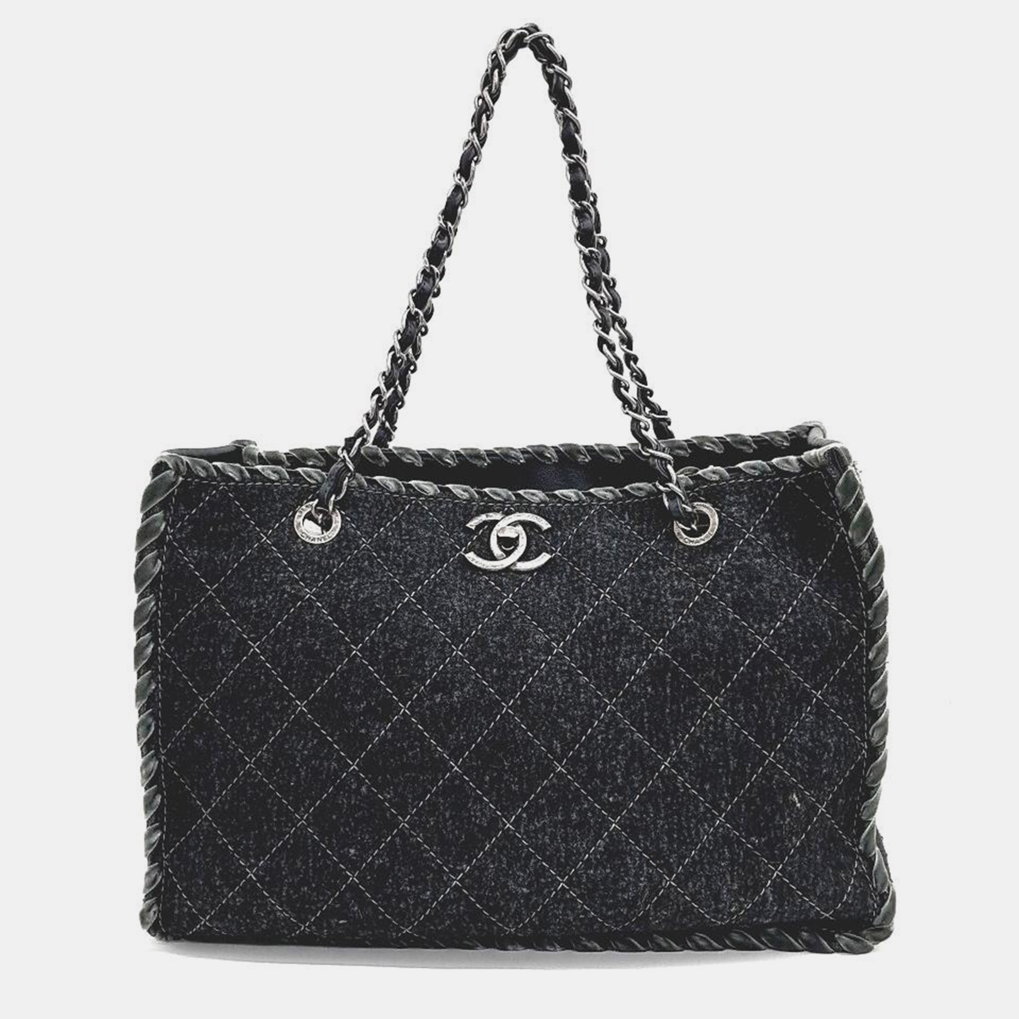 

Chanel Felt Chain Shoulder Bag, Grey