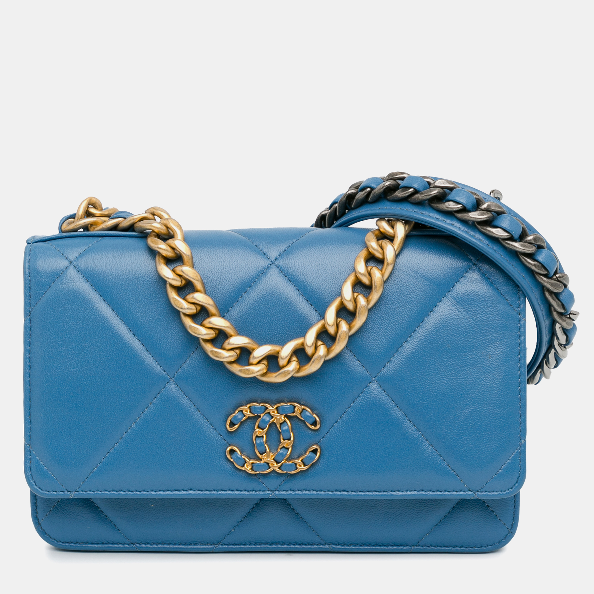 

Chanel Quilted Lambskin 19 Wallet on Chain, Blue