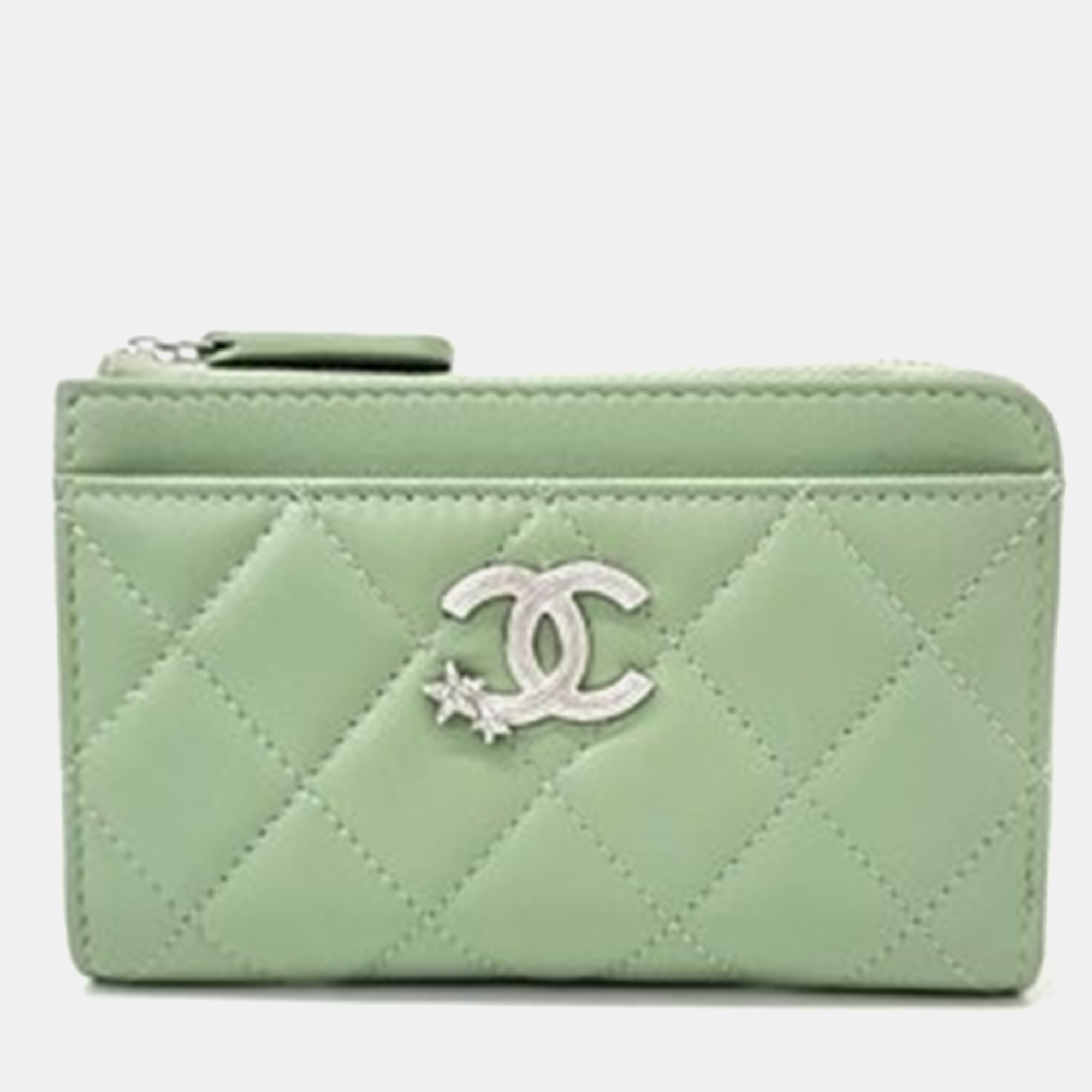 

Chanel Pastel Green Quilted Cardholder
