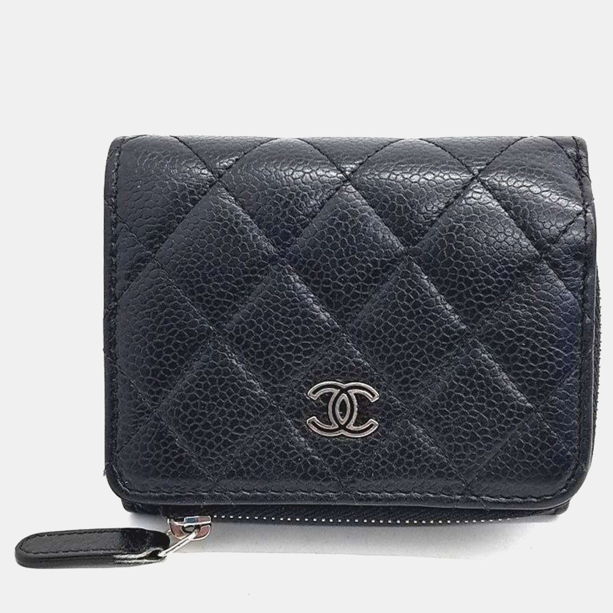 

Chanel Black Caviar Leather Interlocking CC Logo Compact Wallet