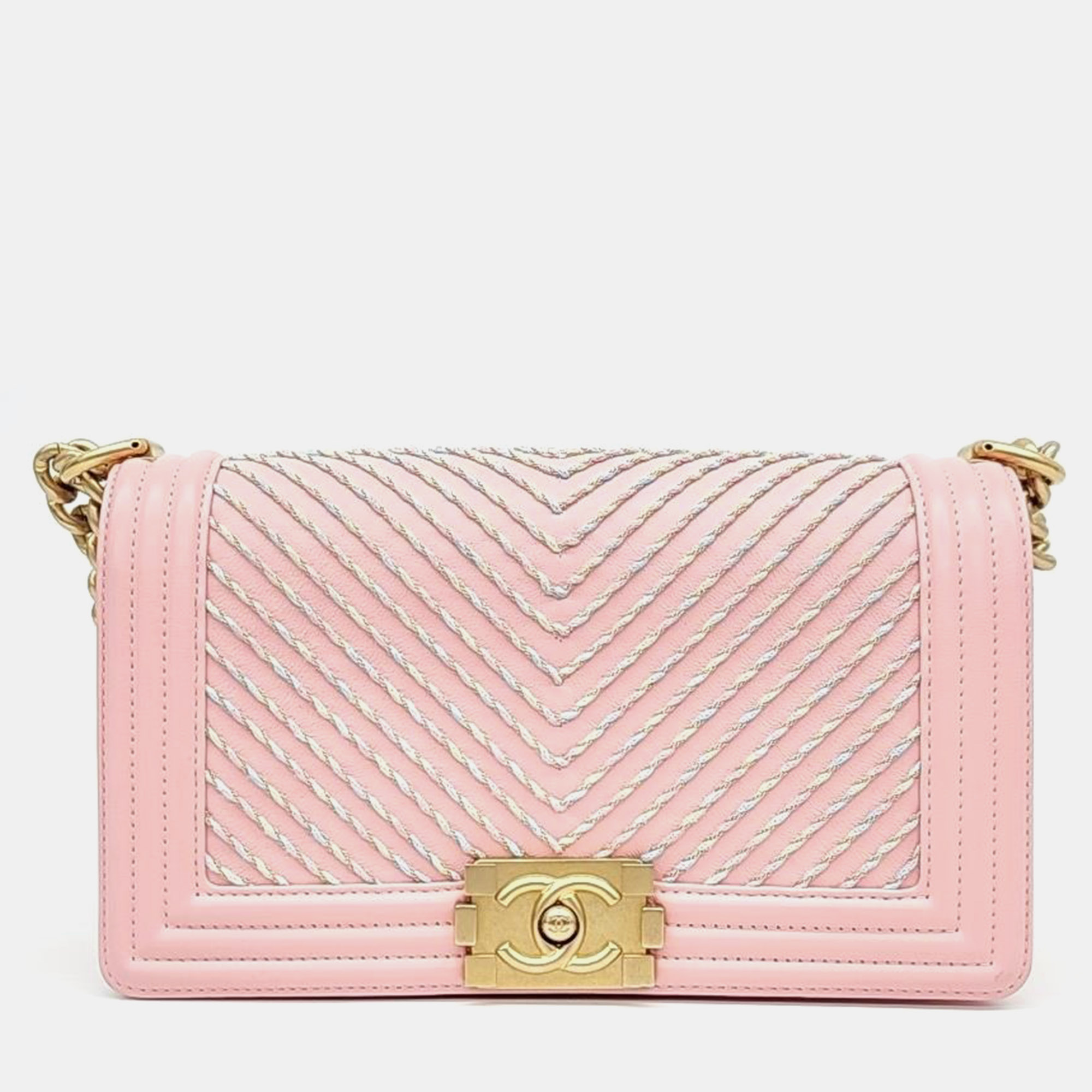 

Chanel Pink Chevron Leather Medium Boy Flap Shoulder Bag