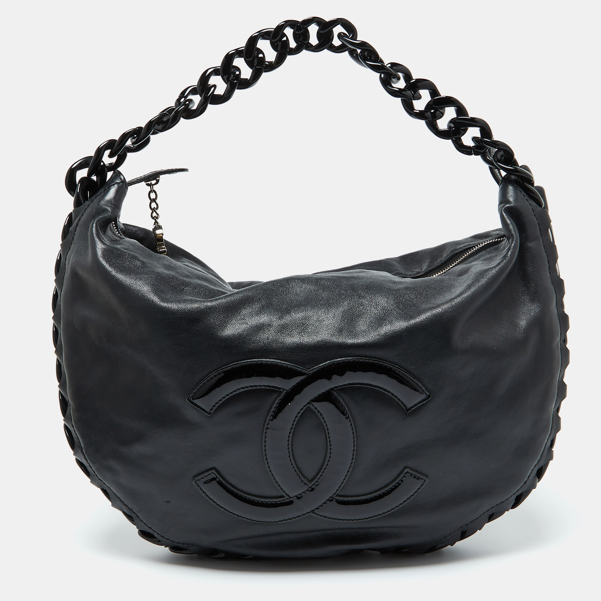 

Chanel Black Leather CC Modern Chain Hobo