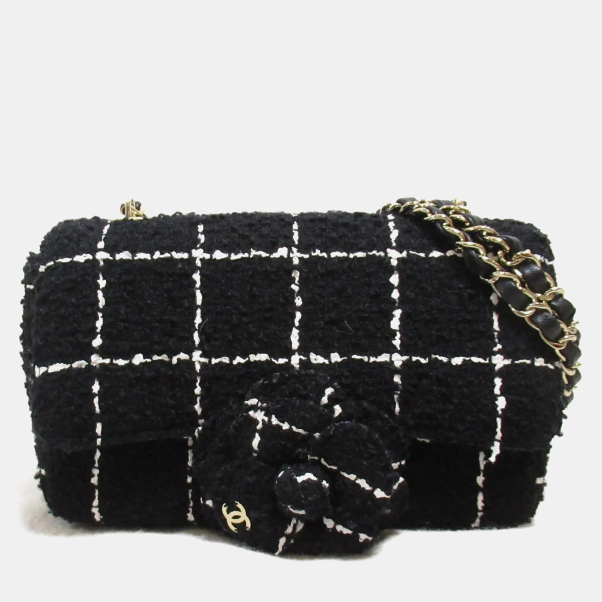 

Chanel Black/White Tweed Camellia Mini Flap Bag