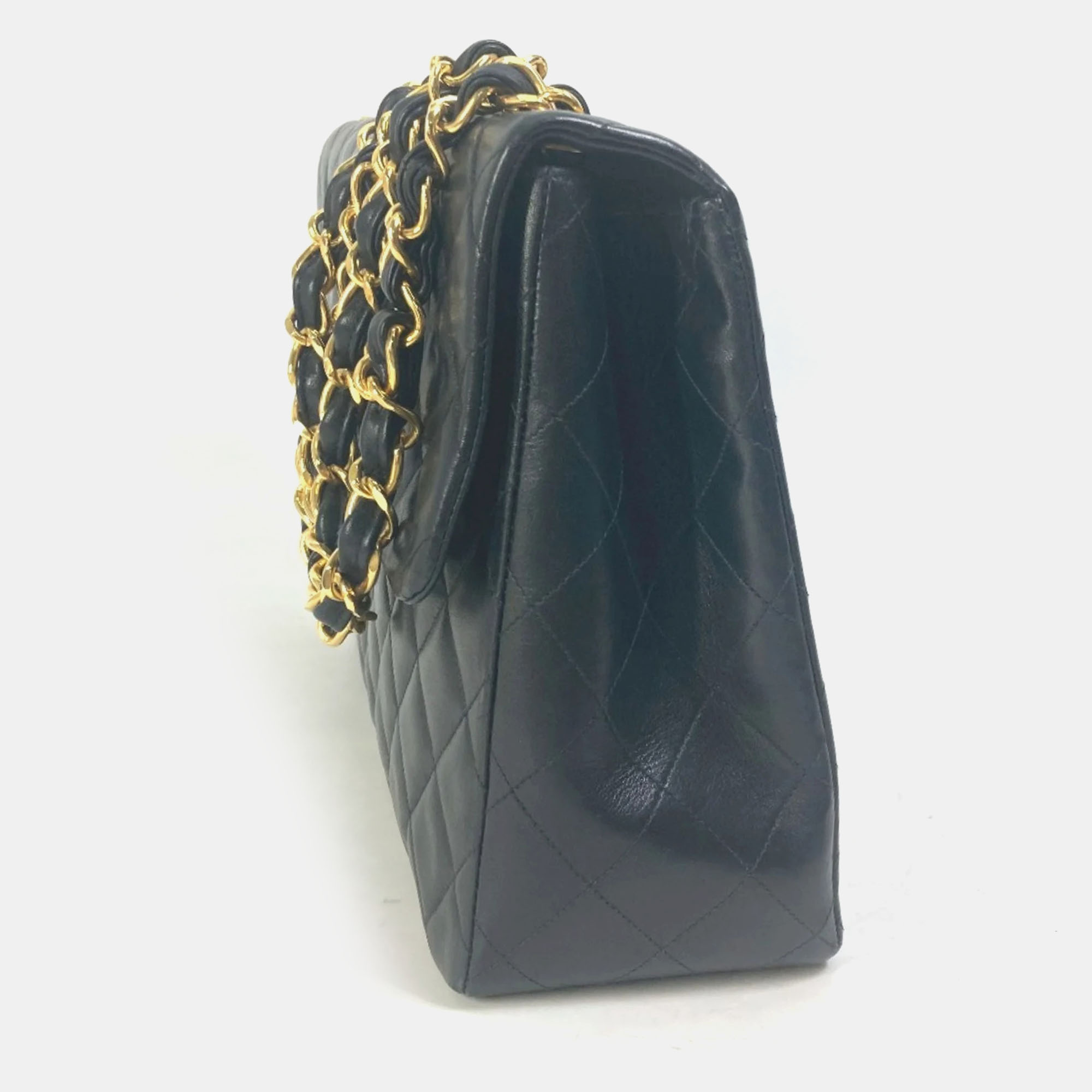 Chanel Black Quilted Lambskin Maxi Vintage Classic Single Flap Bag 