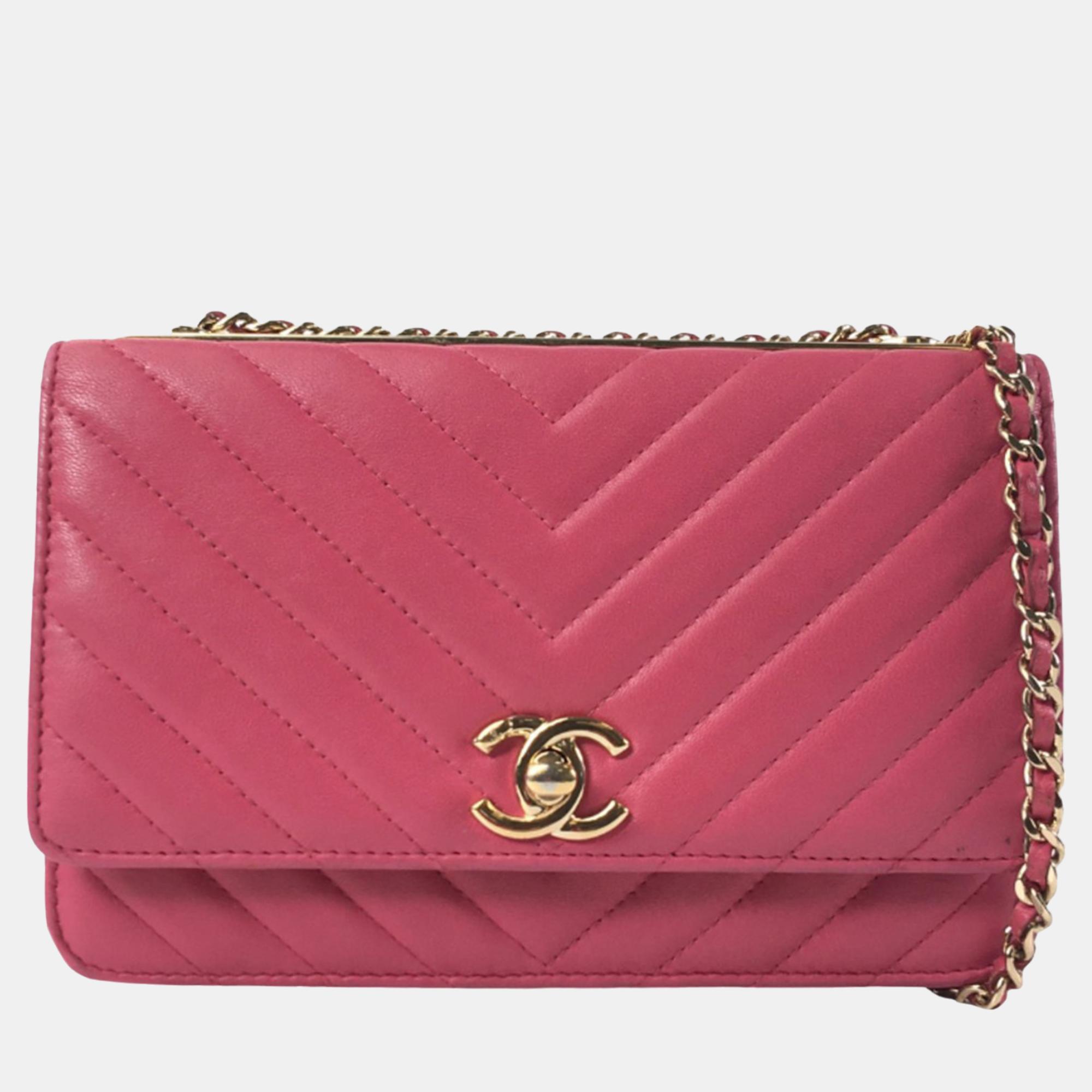 Pre-owned Chanel Pink Lambskin Chevron Trendy Wallet On Chain