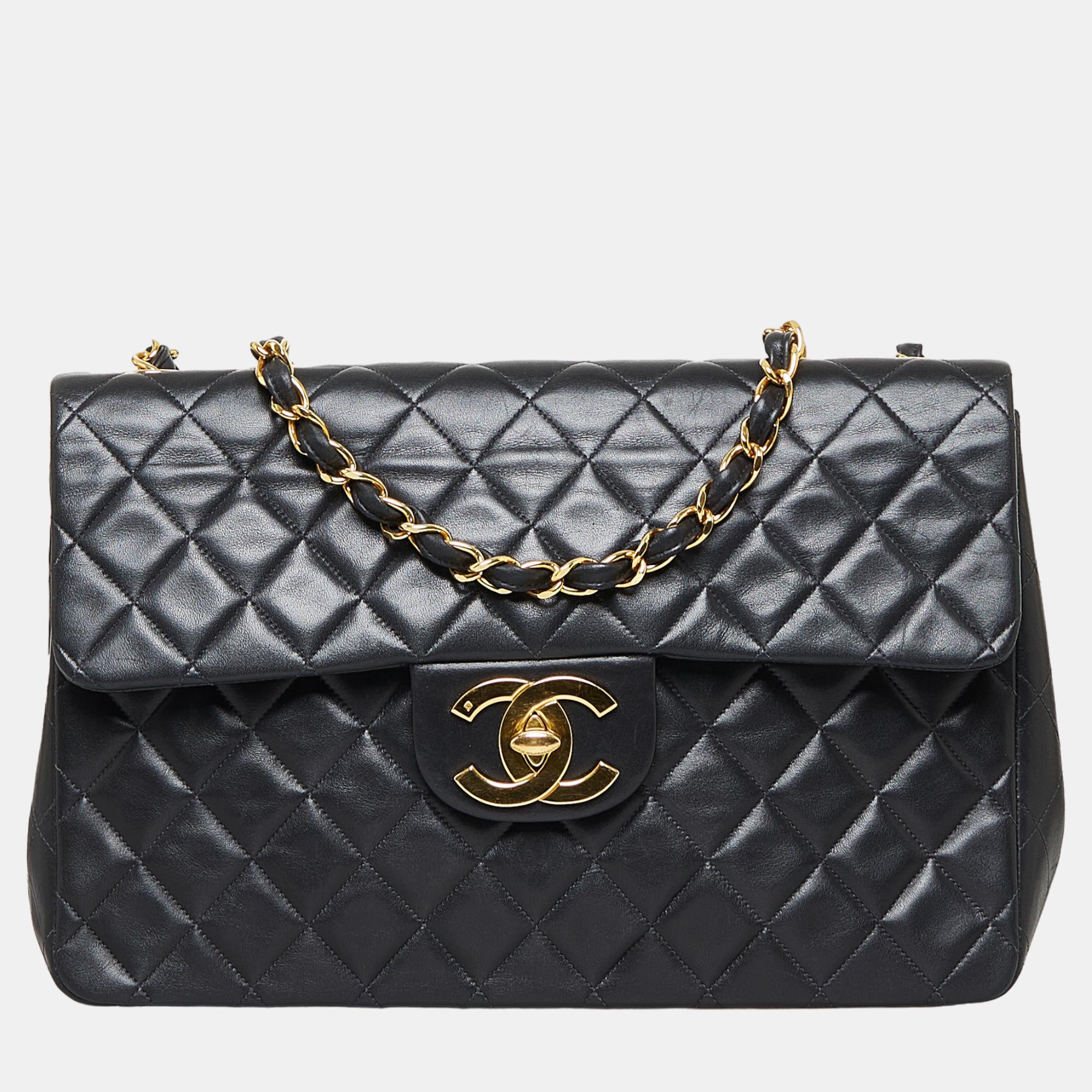 Pre-owned Chanel Black Maxi Classic Lambskin Single Flap