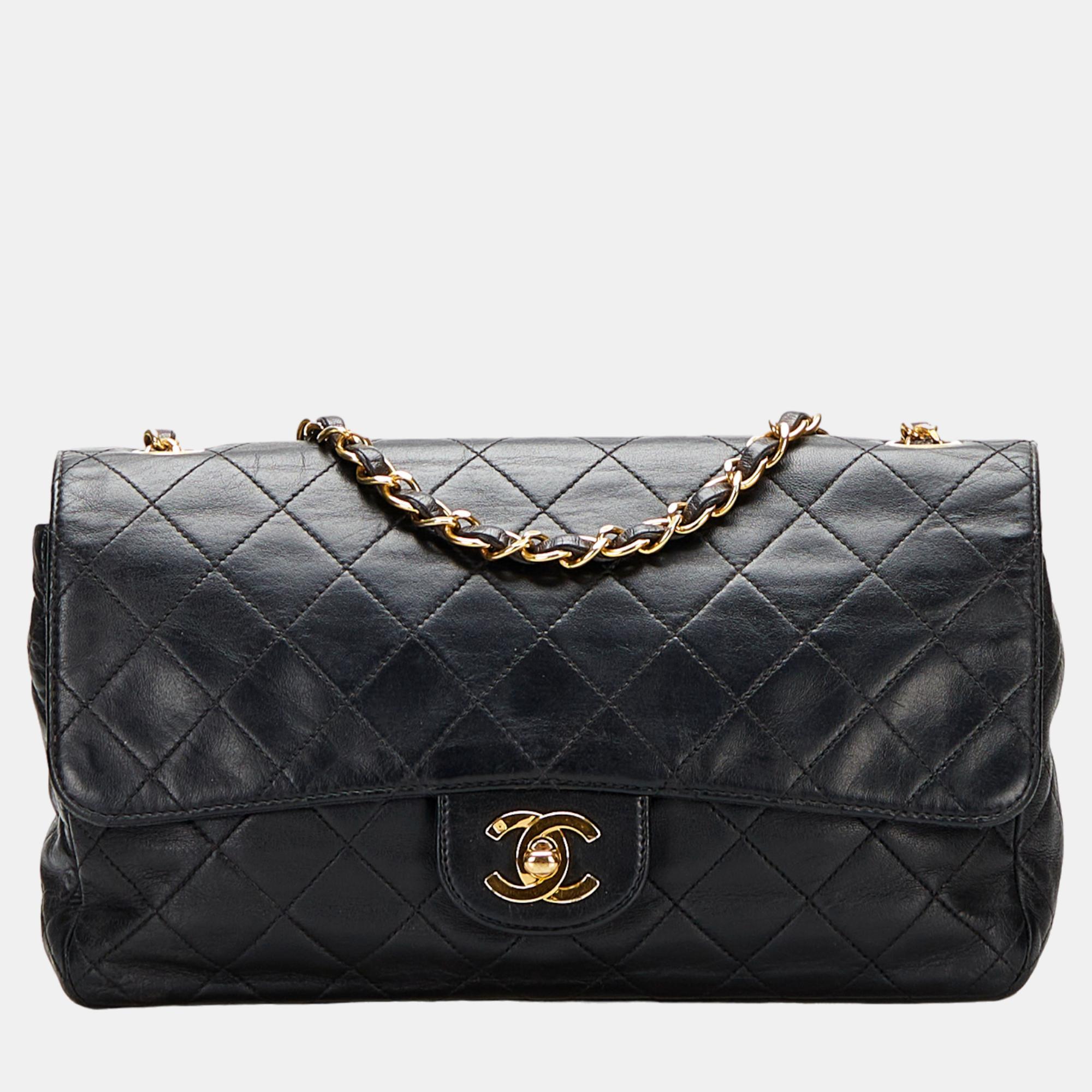 

Chanel Black Small Lambskin Diana Flap