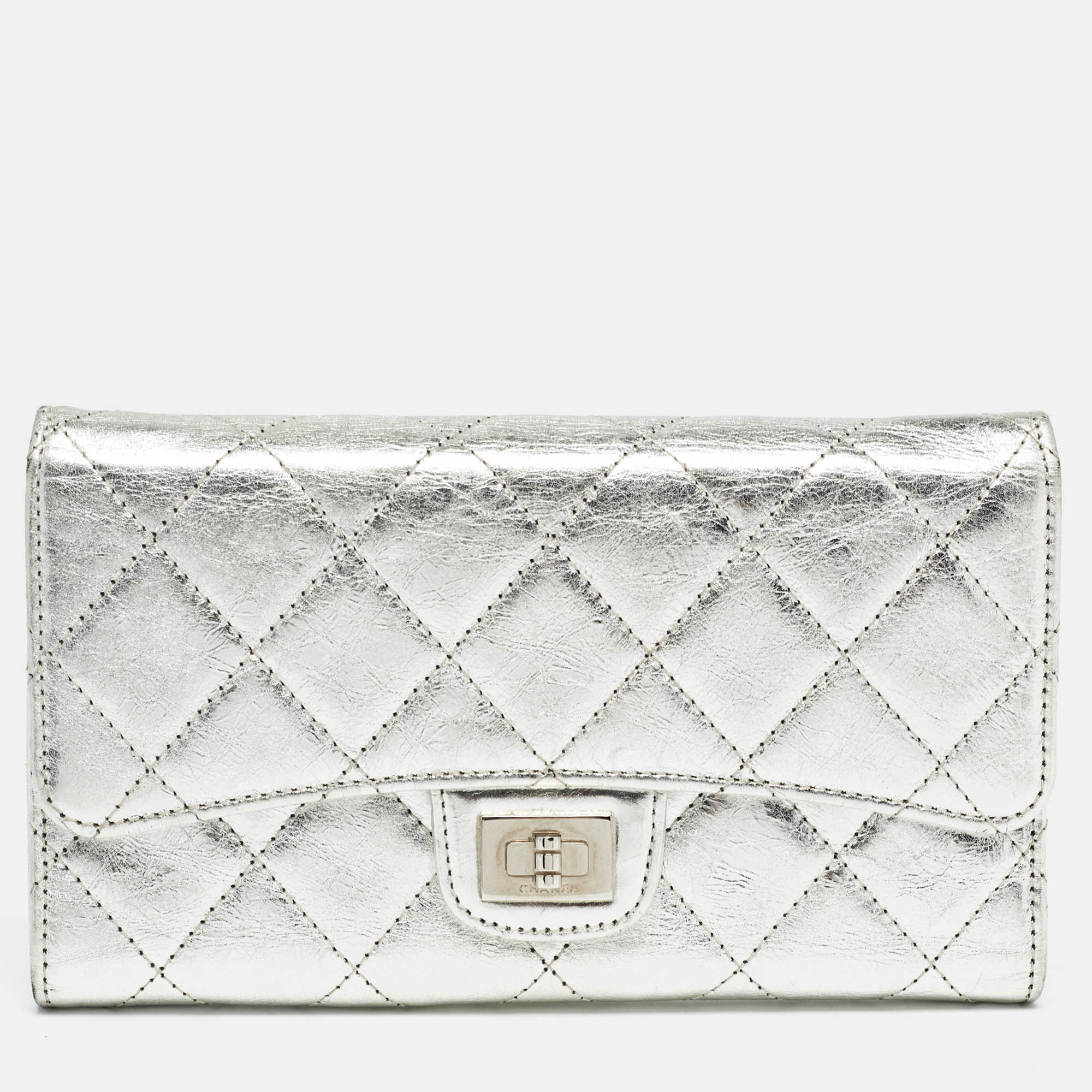 

Chanel Silver Quilted Patent Leather Reissue Continental Wallet