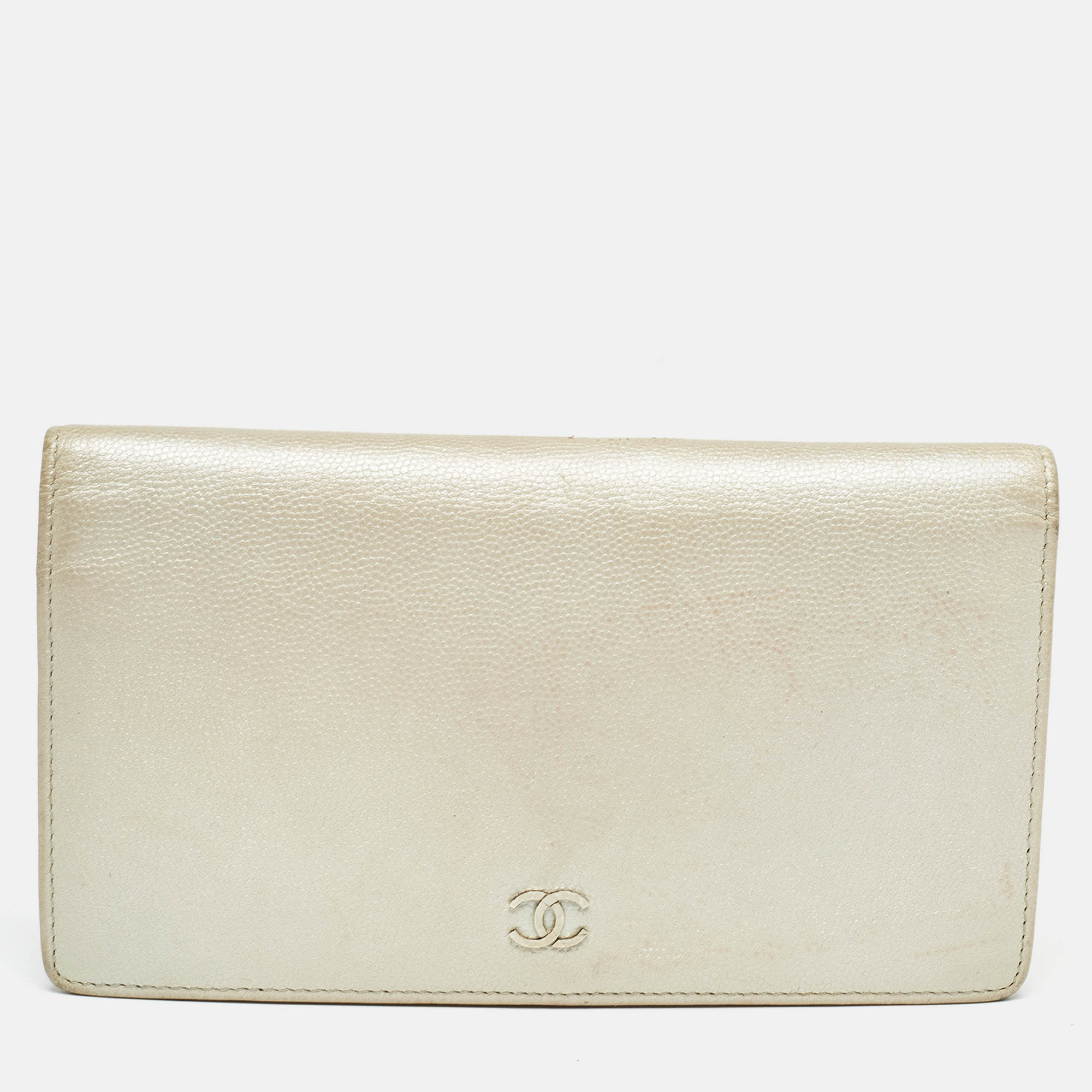 

Chanel Pearl White Caviar Leather CC  Yen Continental Wallet