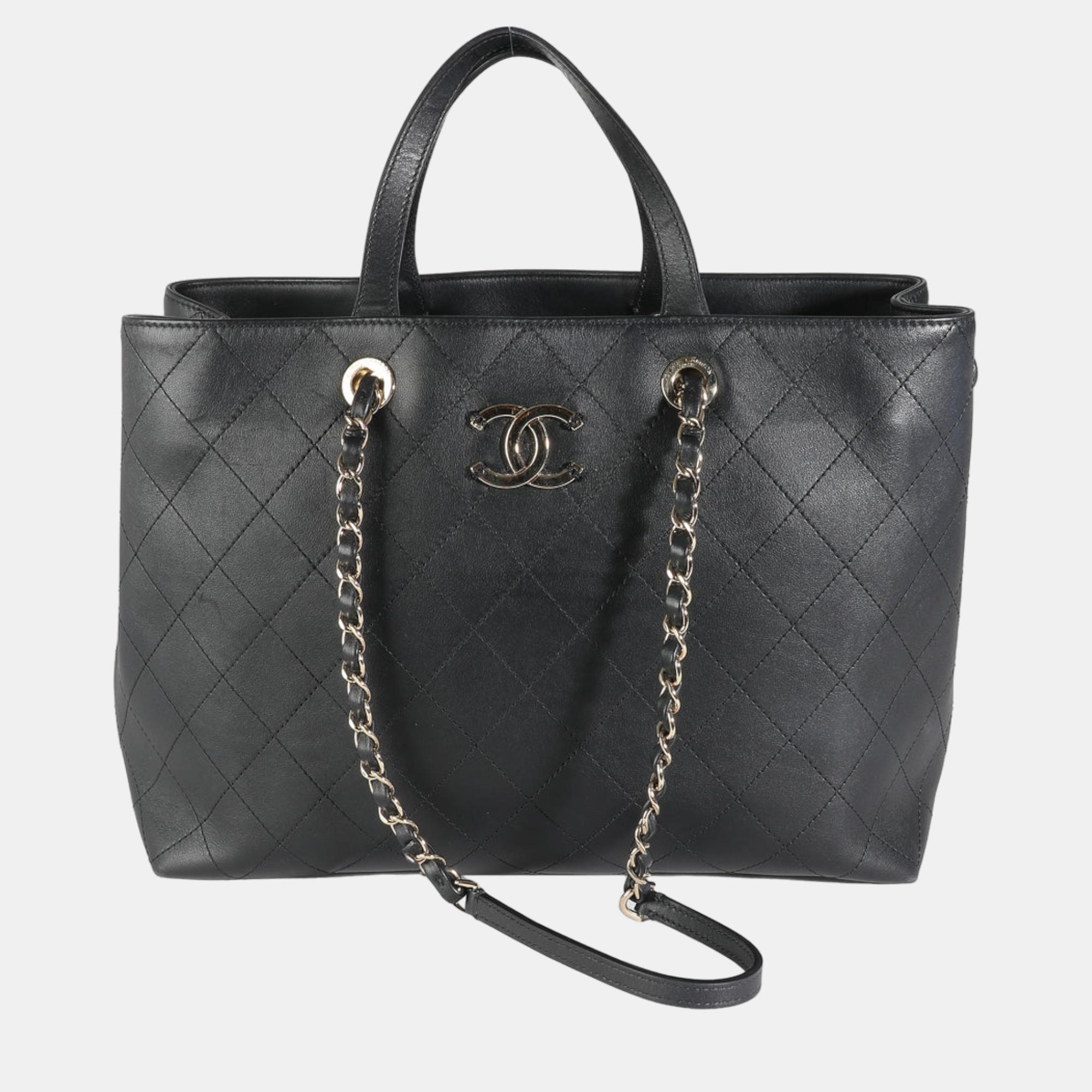 

Chanel Black Quilted Calfskin Large Serial Shopper Tote Bag