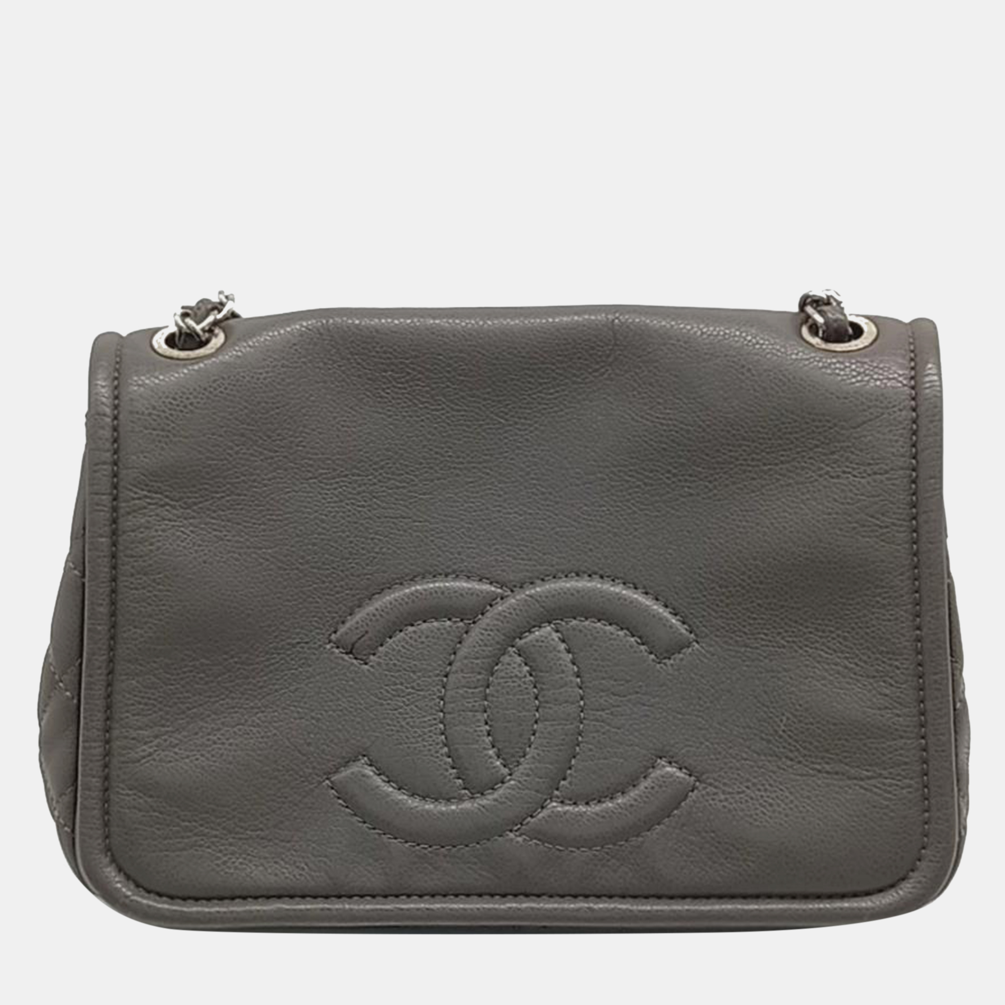 Pre-owned Chanel Timeless Chain Shoulder Bag In Grey