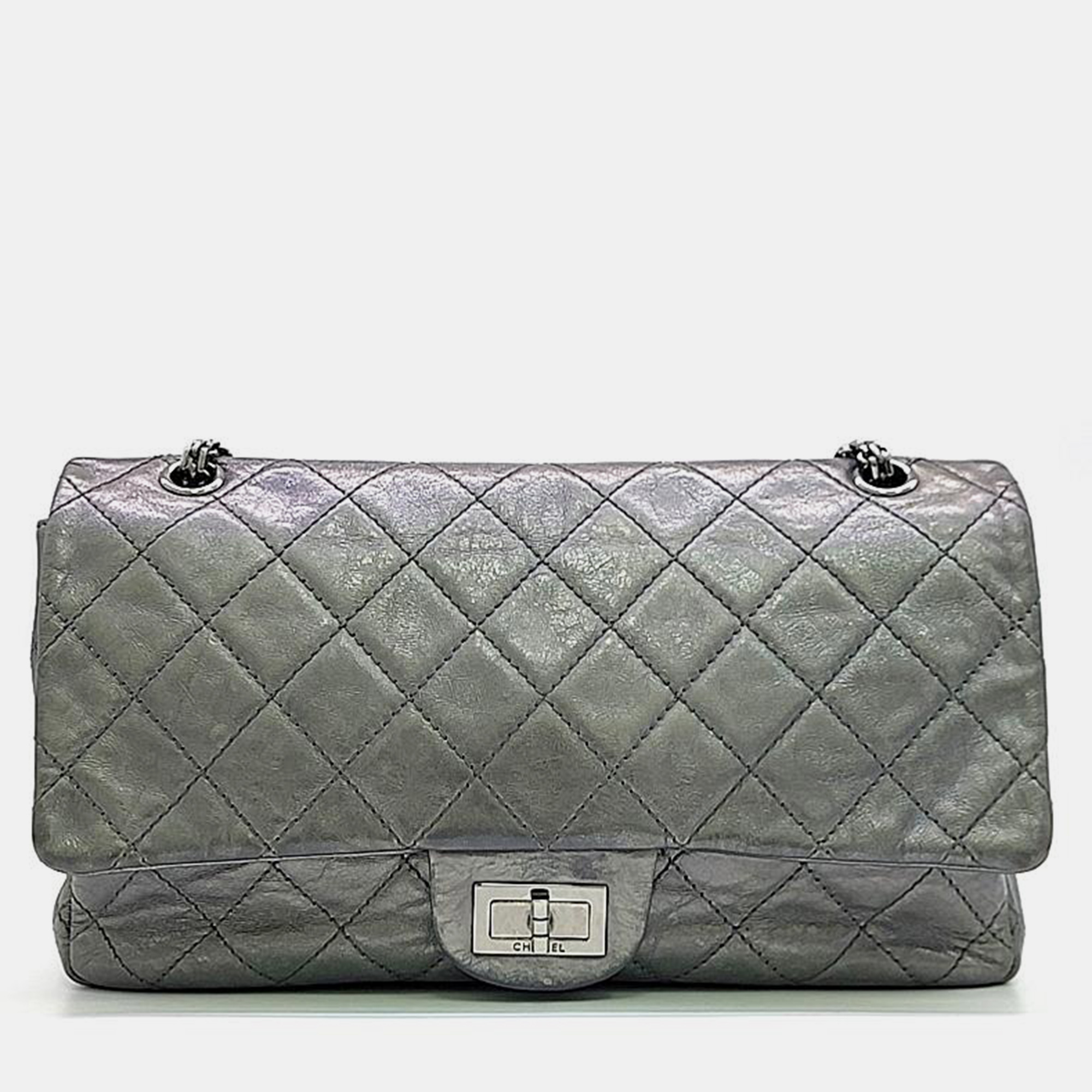 Pre-owned Chanel Vintage 2.55 Bag 32 In Metallic